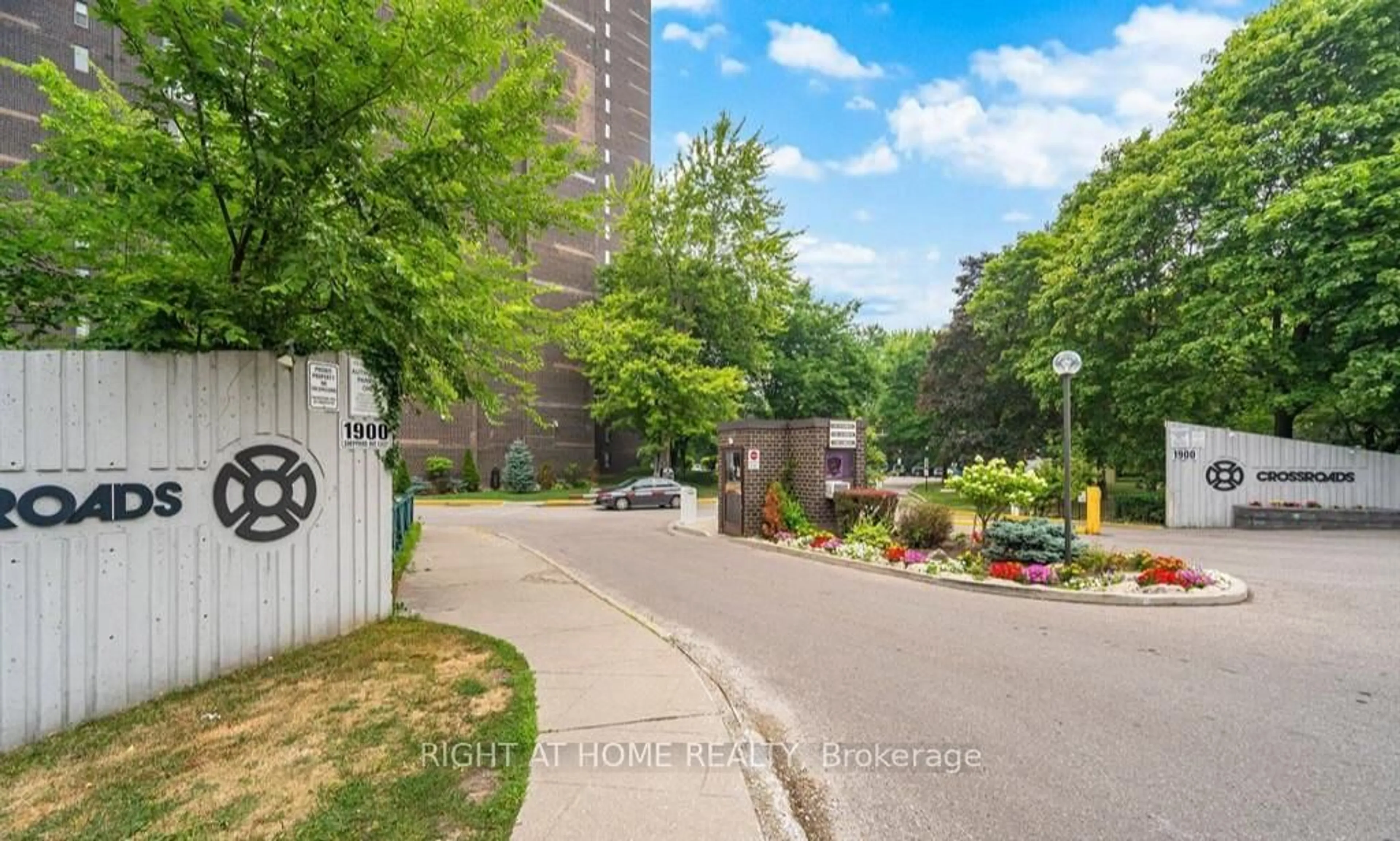 Unknown for 1900 Sheppard Ave #2004, Toronto Ontario M2J 4T4