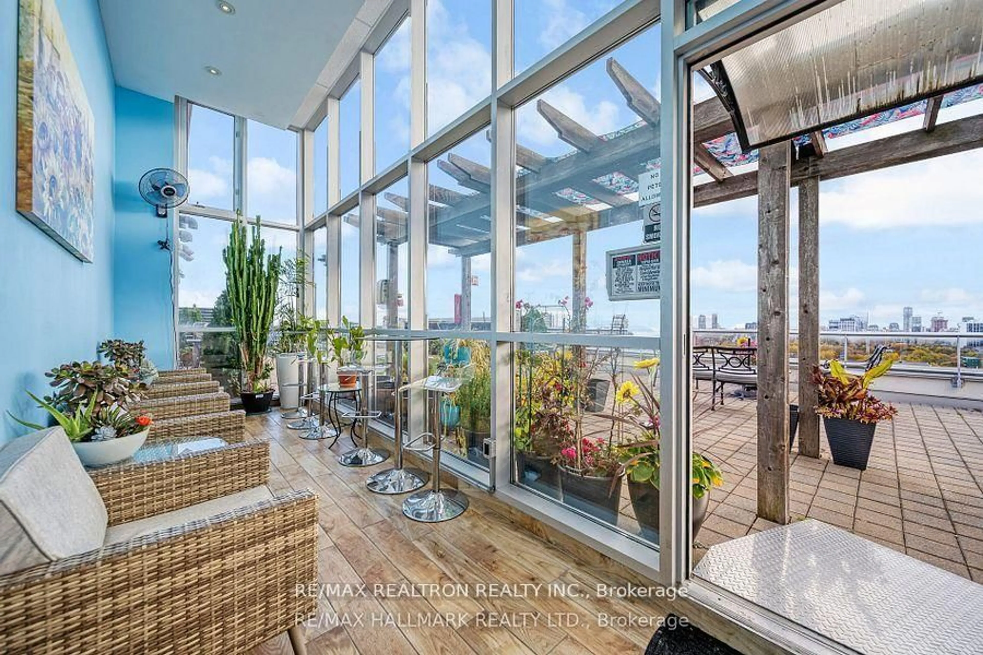 Unknown for 225 Wellesley St #709, Toronto Ontario M1X 1X8