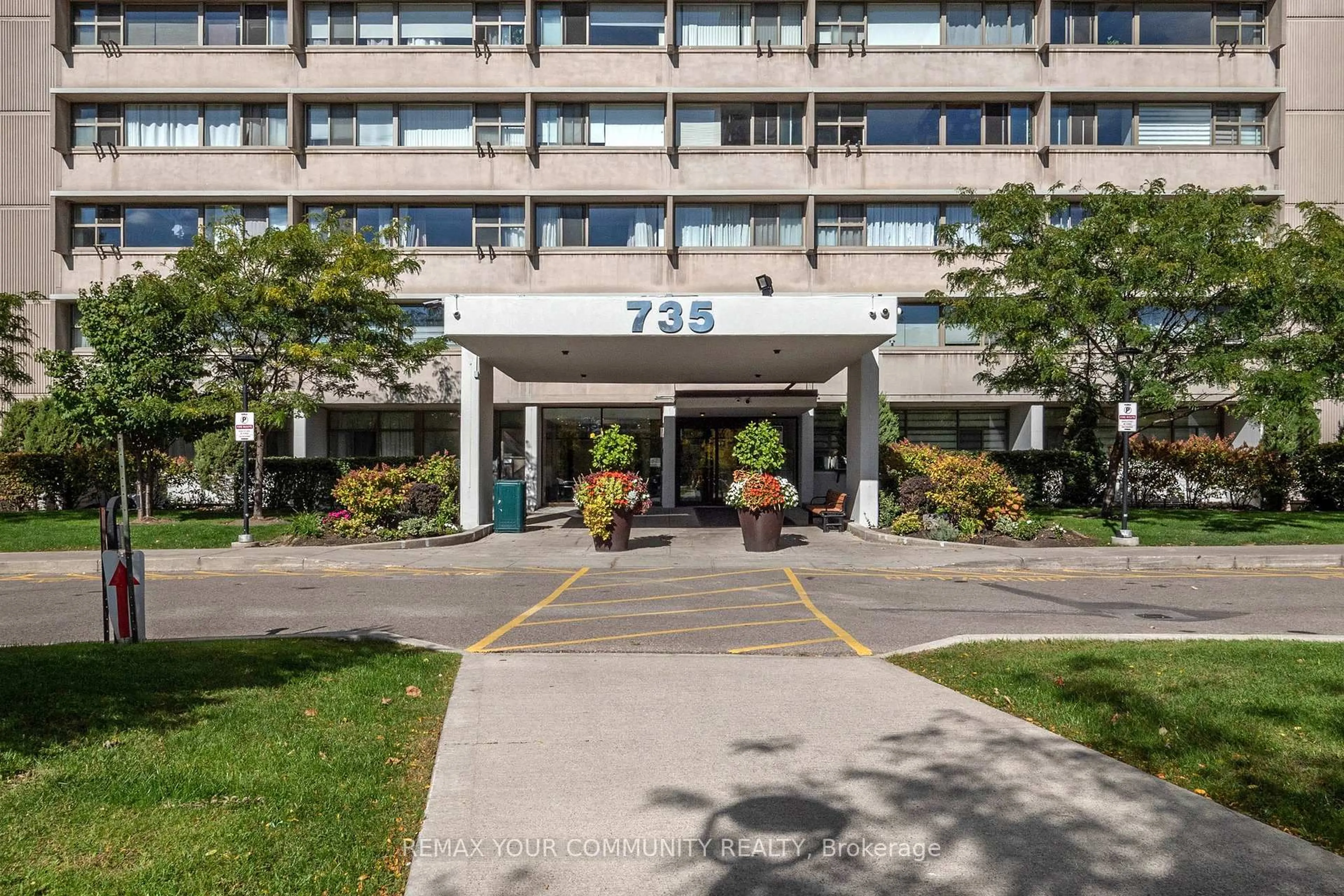 Unknown for 735 Don Mills Rd #2108, Toronto Ontario M3C 1T1