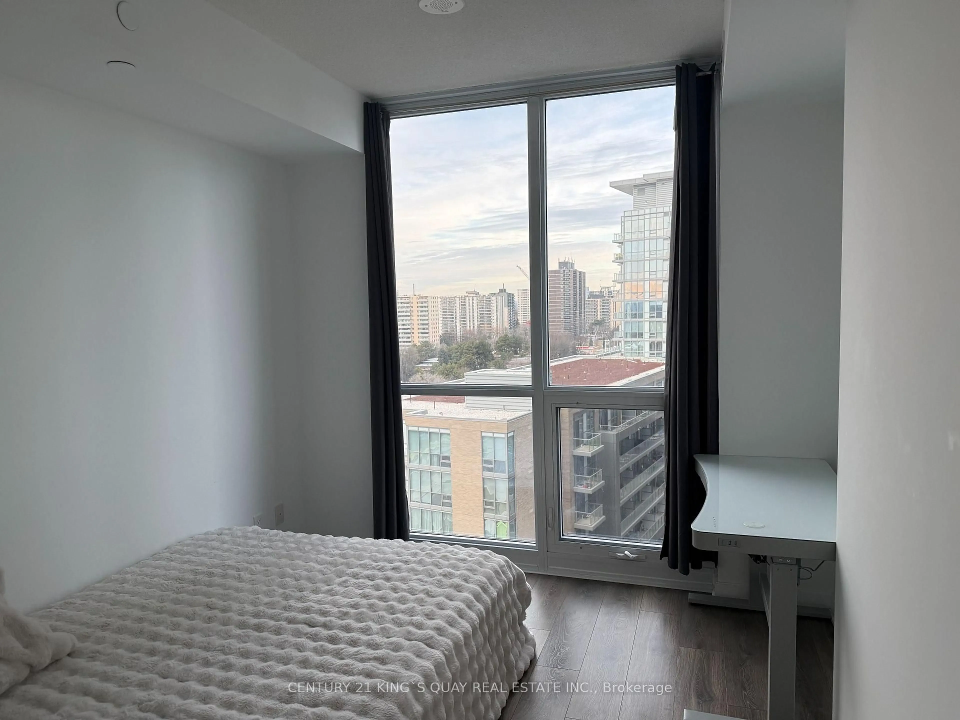 A pic of a room for 38 Forest Manor Rd #811, Toronto Ontario M2J 0H4