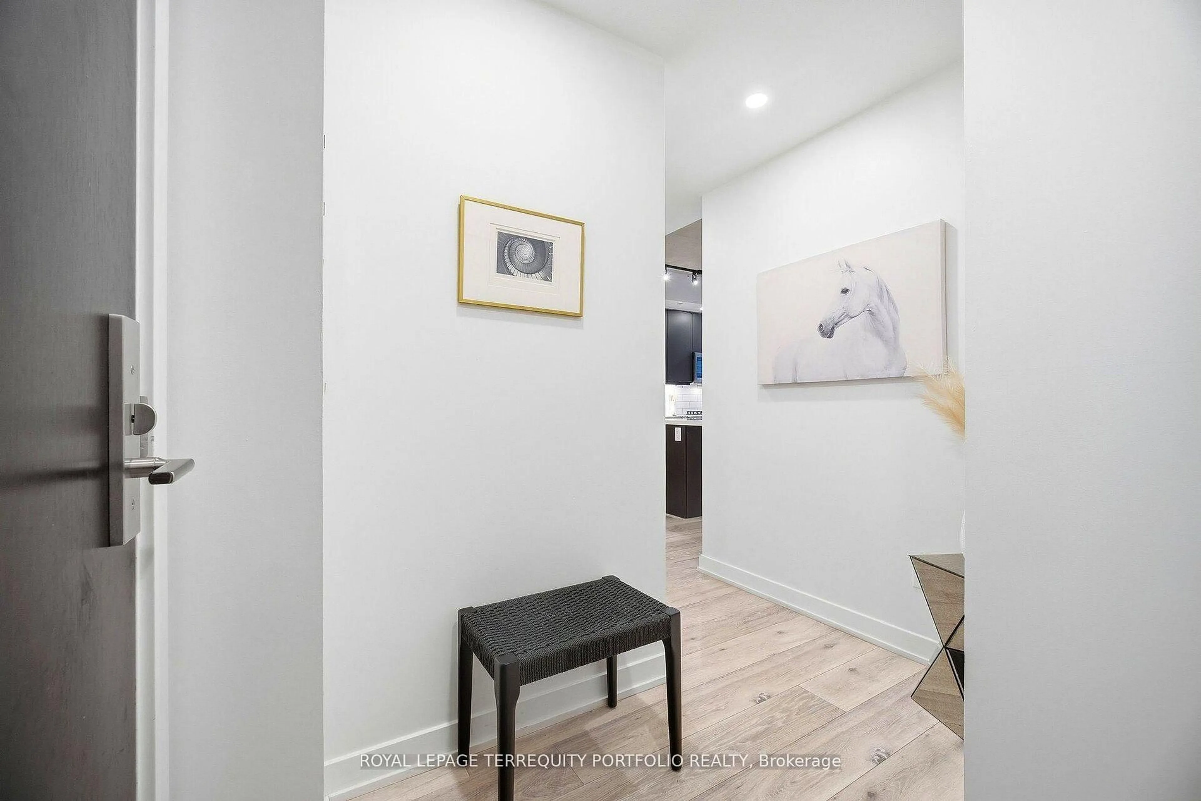 Indoor entryway for 55 Ontario St #309, Toronto Ontario M5A 0T8