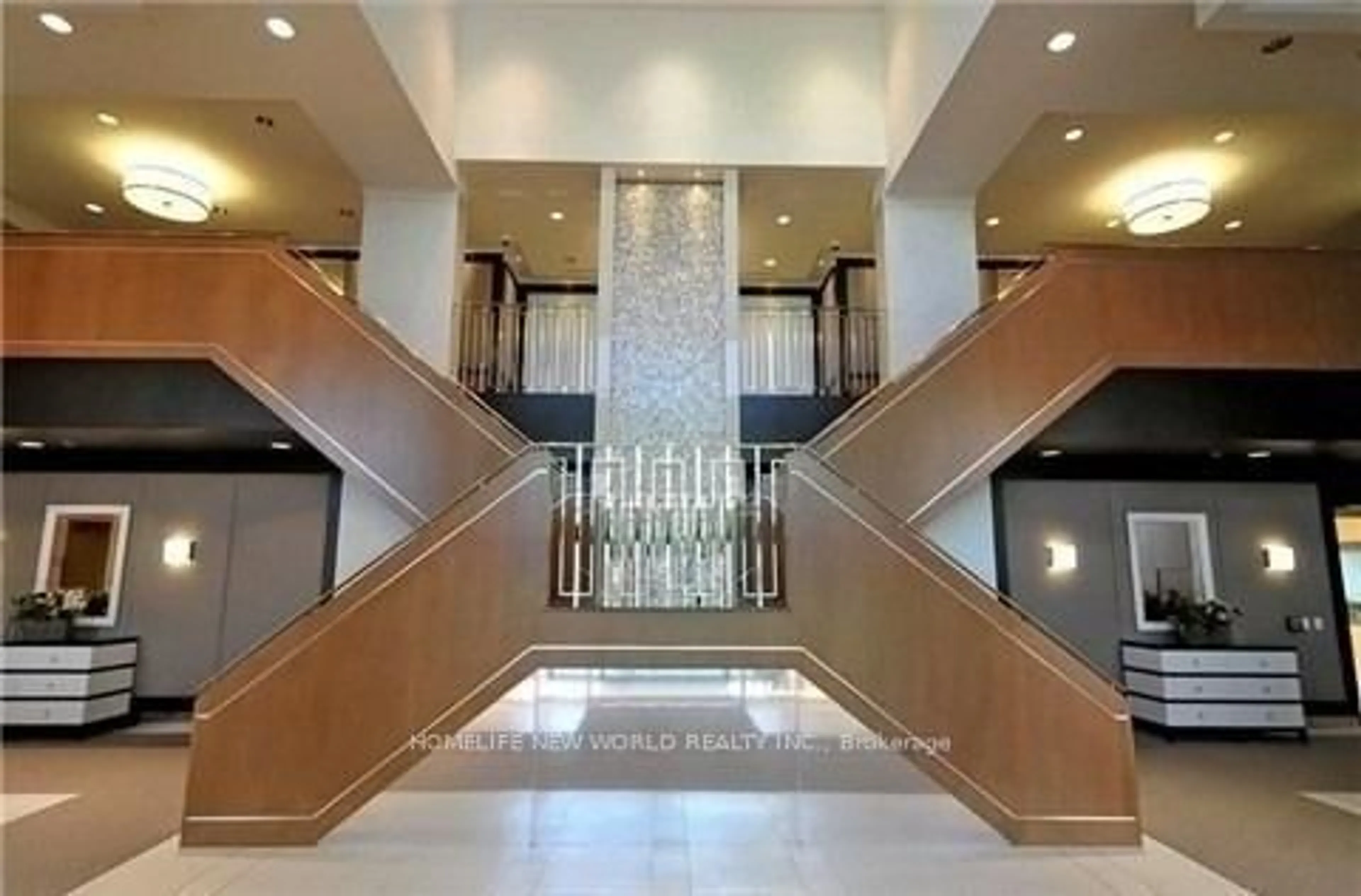 Indoor foyer for 100 Harrison Garden Blvd #1322, Toronto Ontario M2N 0C2
