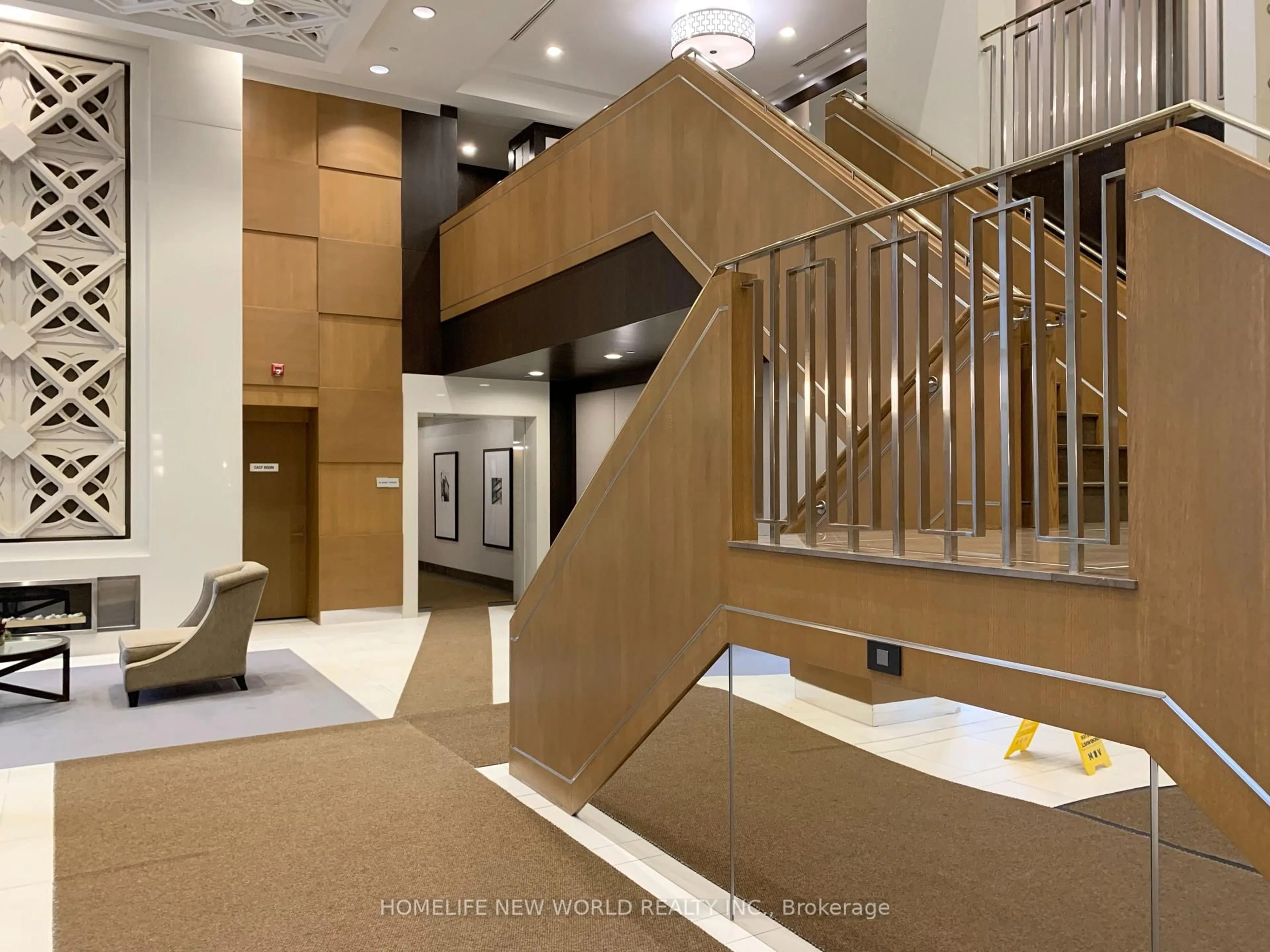 Indoor foyer for 100 Harrison Garden Blvd #1322, Toronto Ontario M2N 0C2