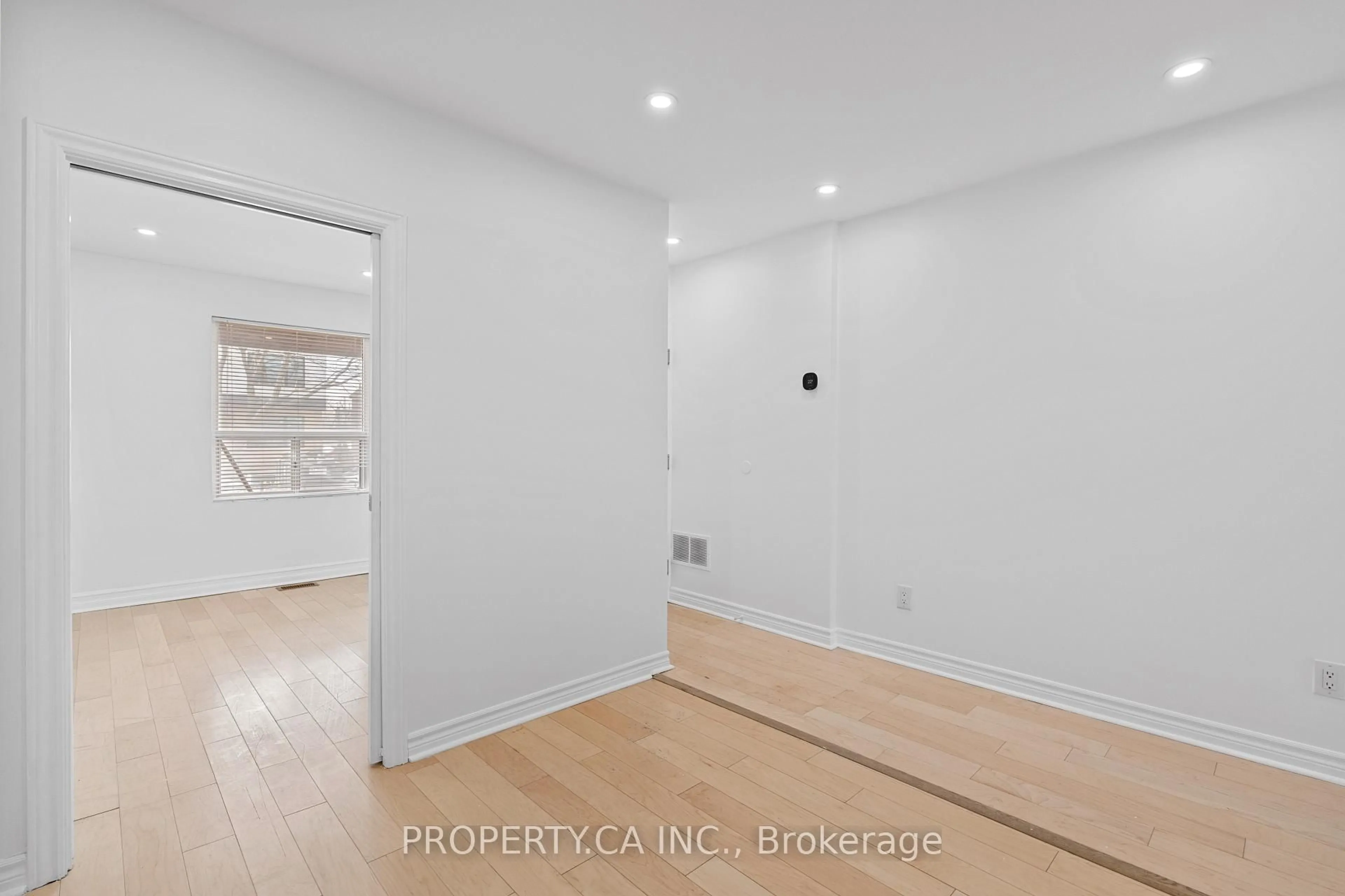 A pic of a room for 679 Vaughan Rd, Toronto Ontario M6E 2Y7