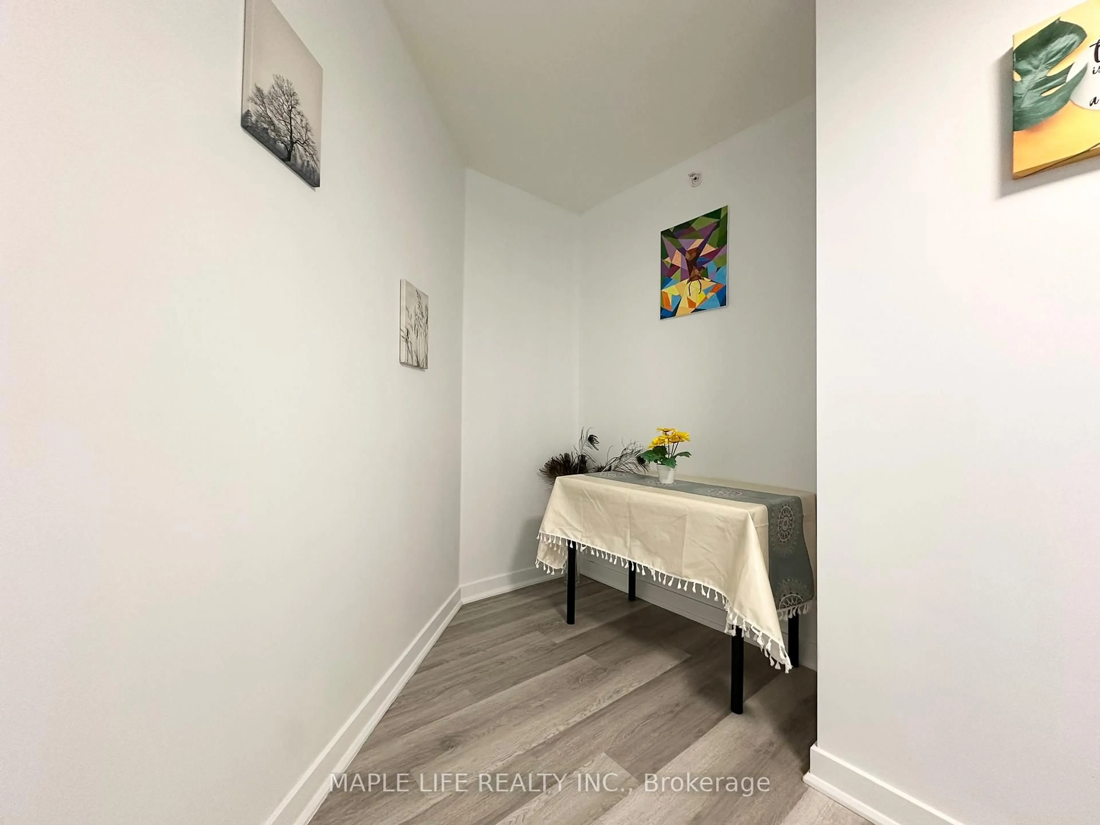 A pic of a room for 5740 Yonge St #305, Toronto Ontario M2M 0B1