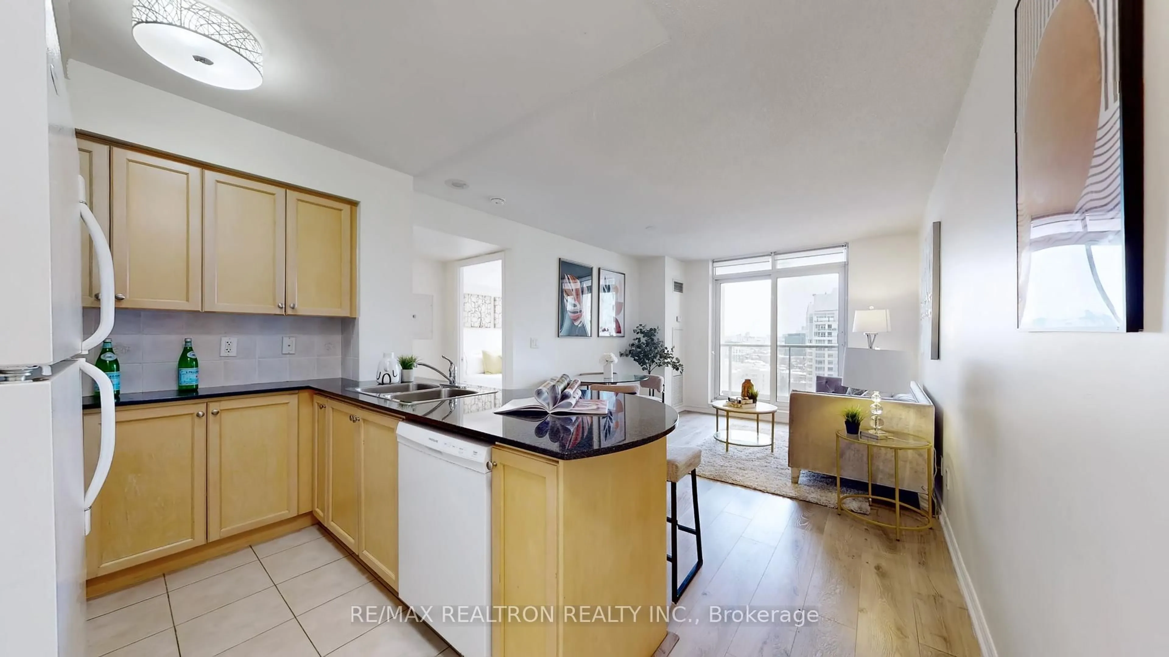 Open concept kitchen, unknown for 18 Kenaston Gdns #1606, Toronto Ontario M2K 3C7