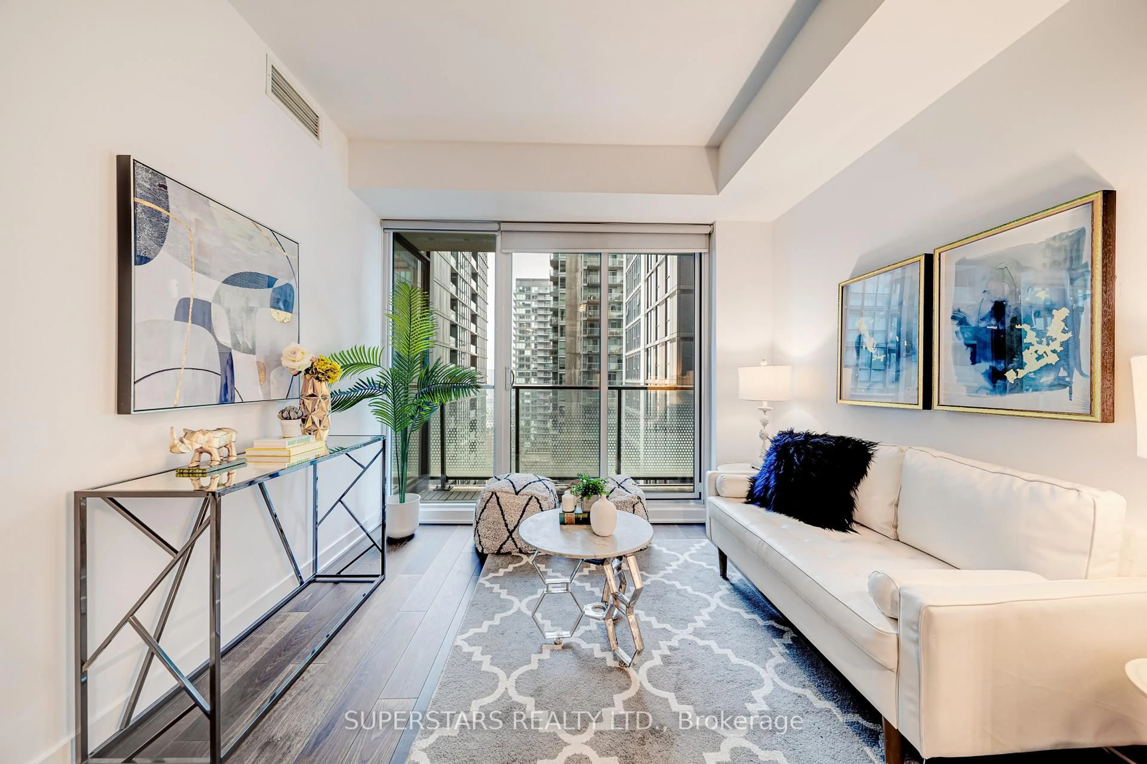 Living room with furniture, unknown for 115 Blue Jays Way #2907, Toronto Ontario M5V 0N4