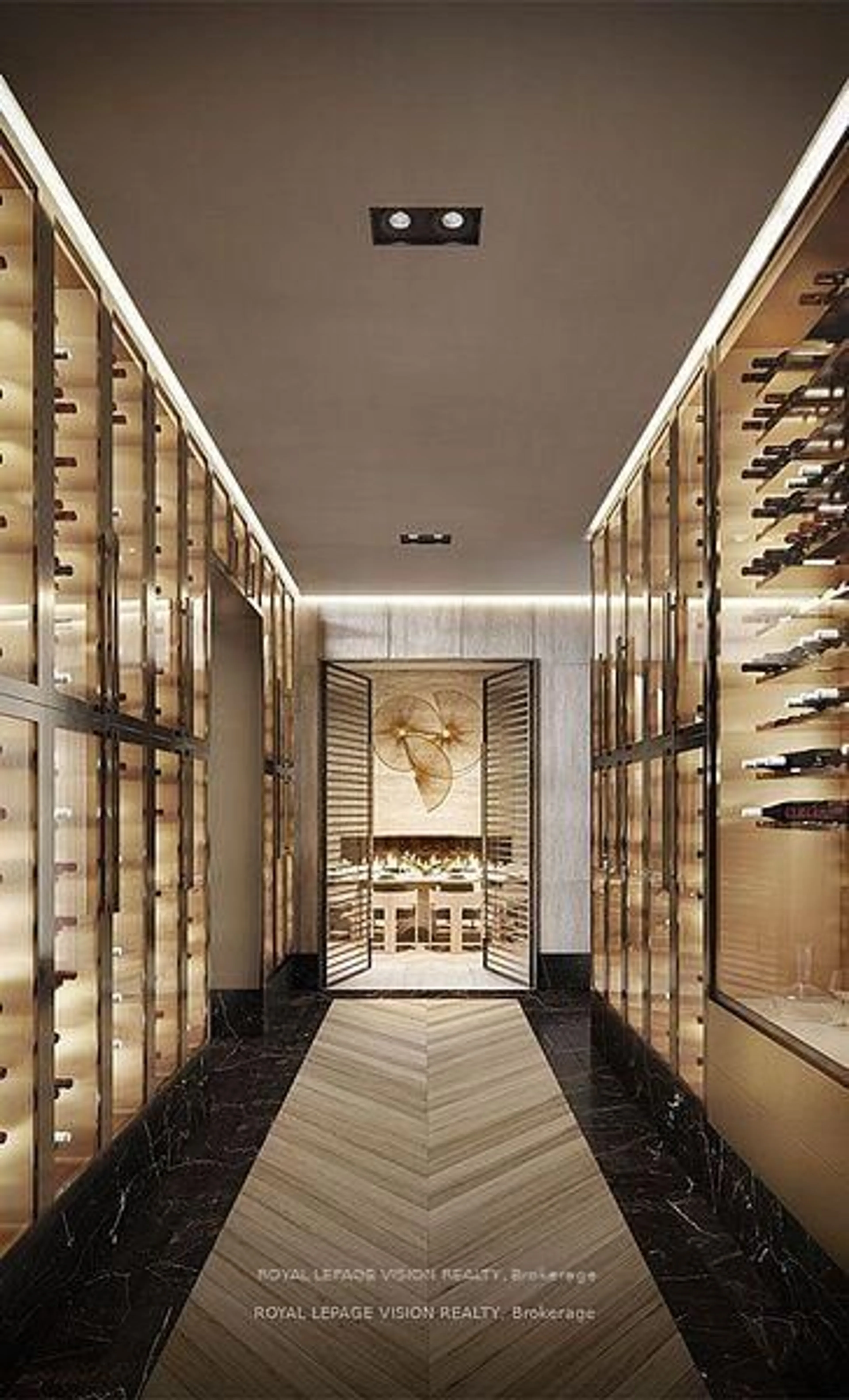 Indoor foyer for 2 Forest Hill Rd #101, Toronto Ontario M4V 2L3