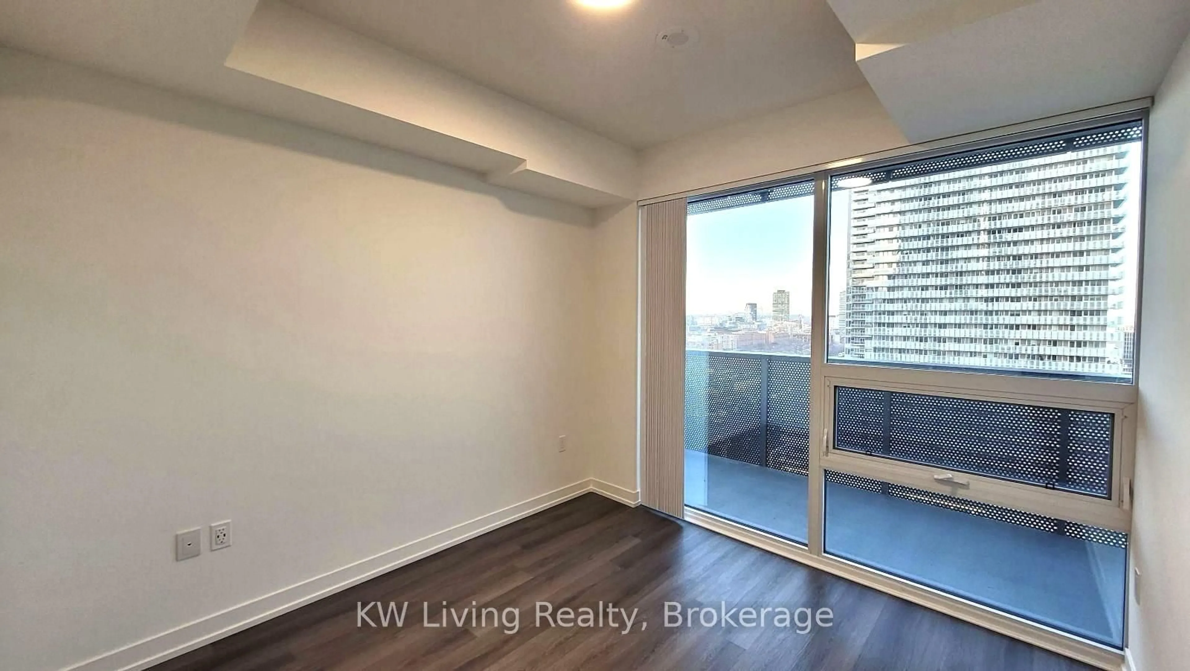 A pic of a room for 138 Downes St #1905, Toronto Ontario M5E 0E4