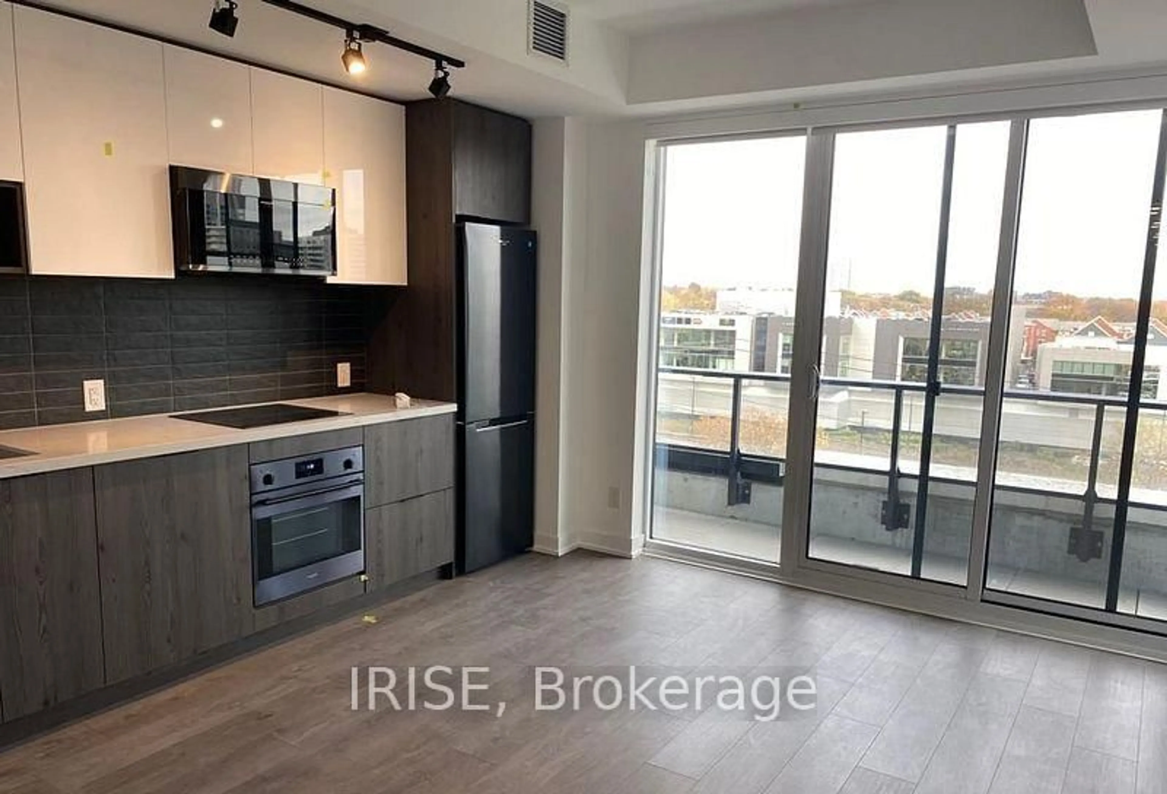 Unknown for 5 DEFRIES St #506, Toronto Ontario M5A 3R4