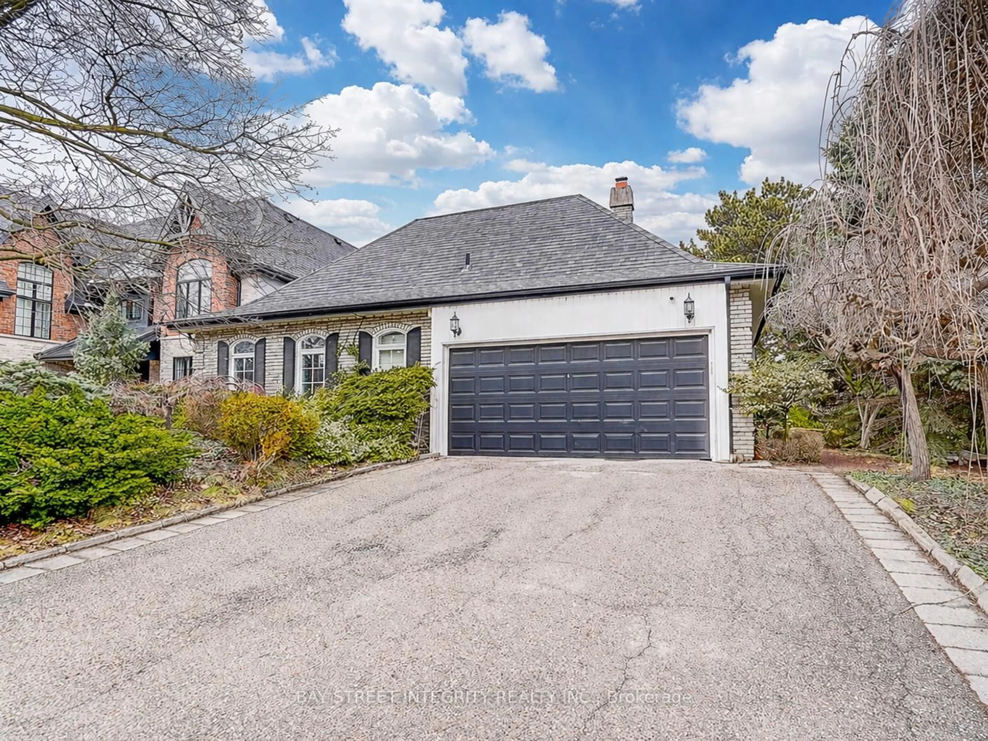 Unknown for 46 Caravan Dr, Toronto Ontario M3B 1N3