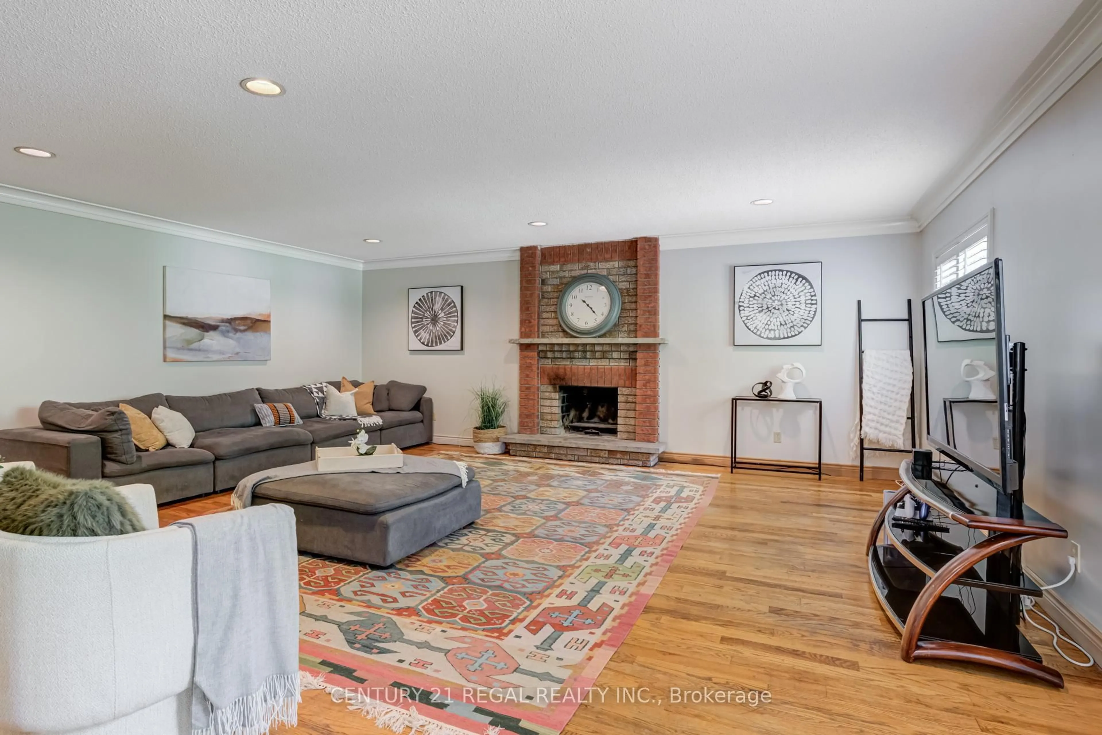 Living room with furniture, unknown for 52 Ranee Ave, Toronto Ontario M6A 1M9