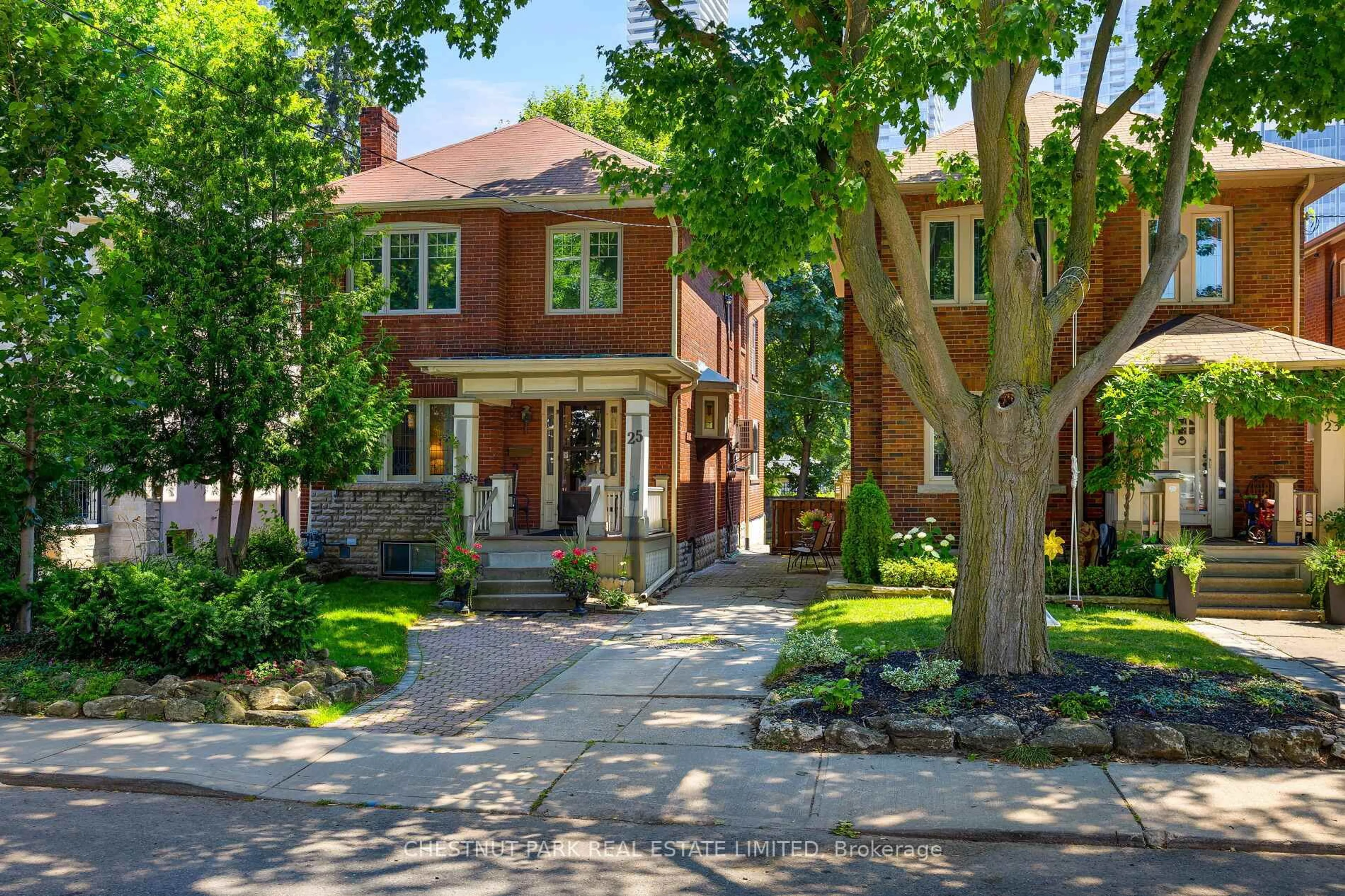 Home with brick exterior material, street for 25 Maxwell Ave, Toronto Ontario M5P 2B4