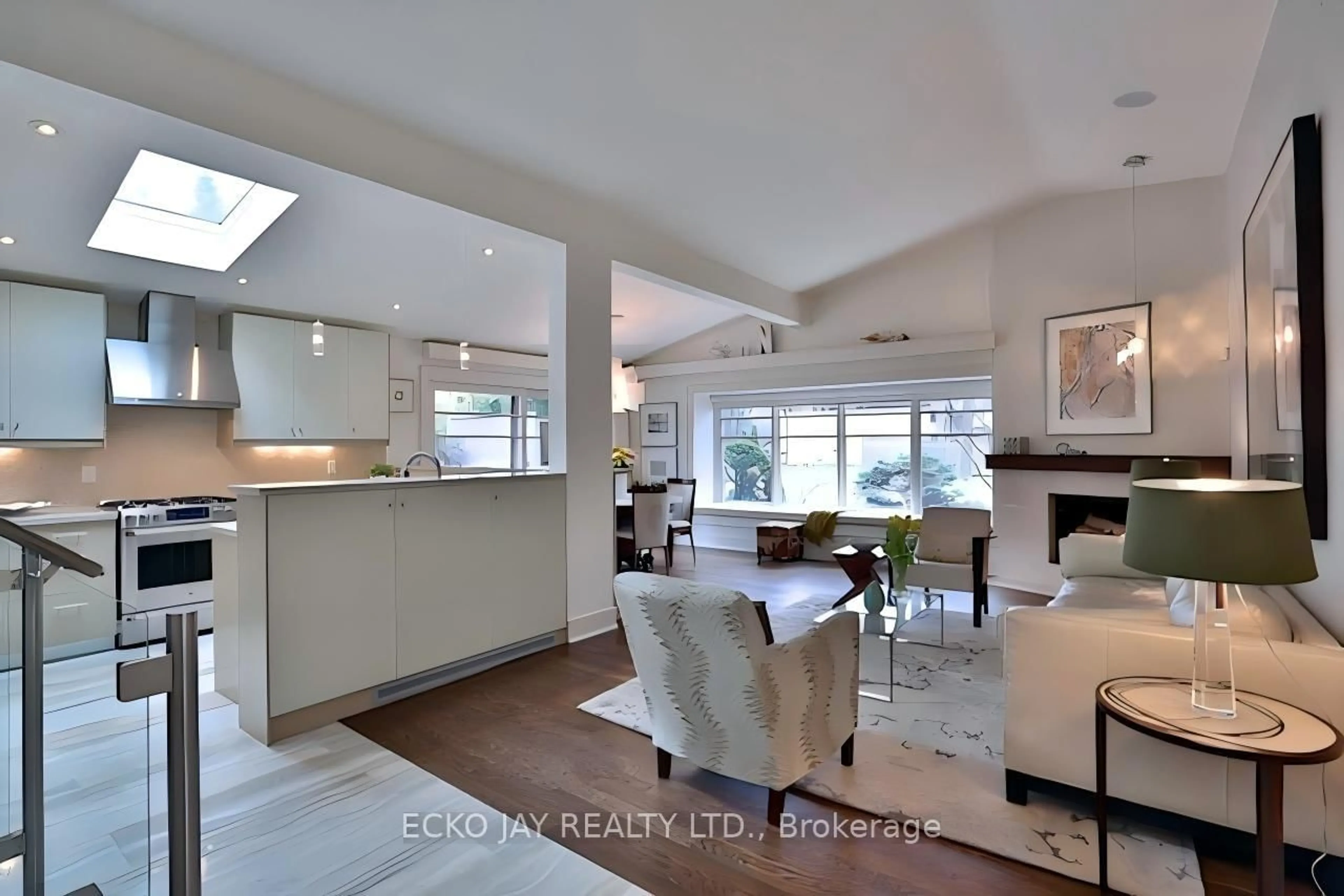 Open concept kitchen, unknown for 61 Lacewood Cres, Toronto Ontario M3A 2Z3