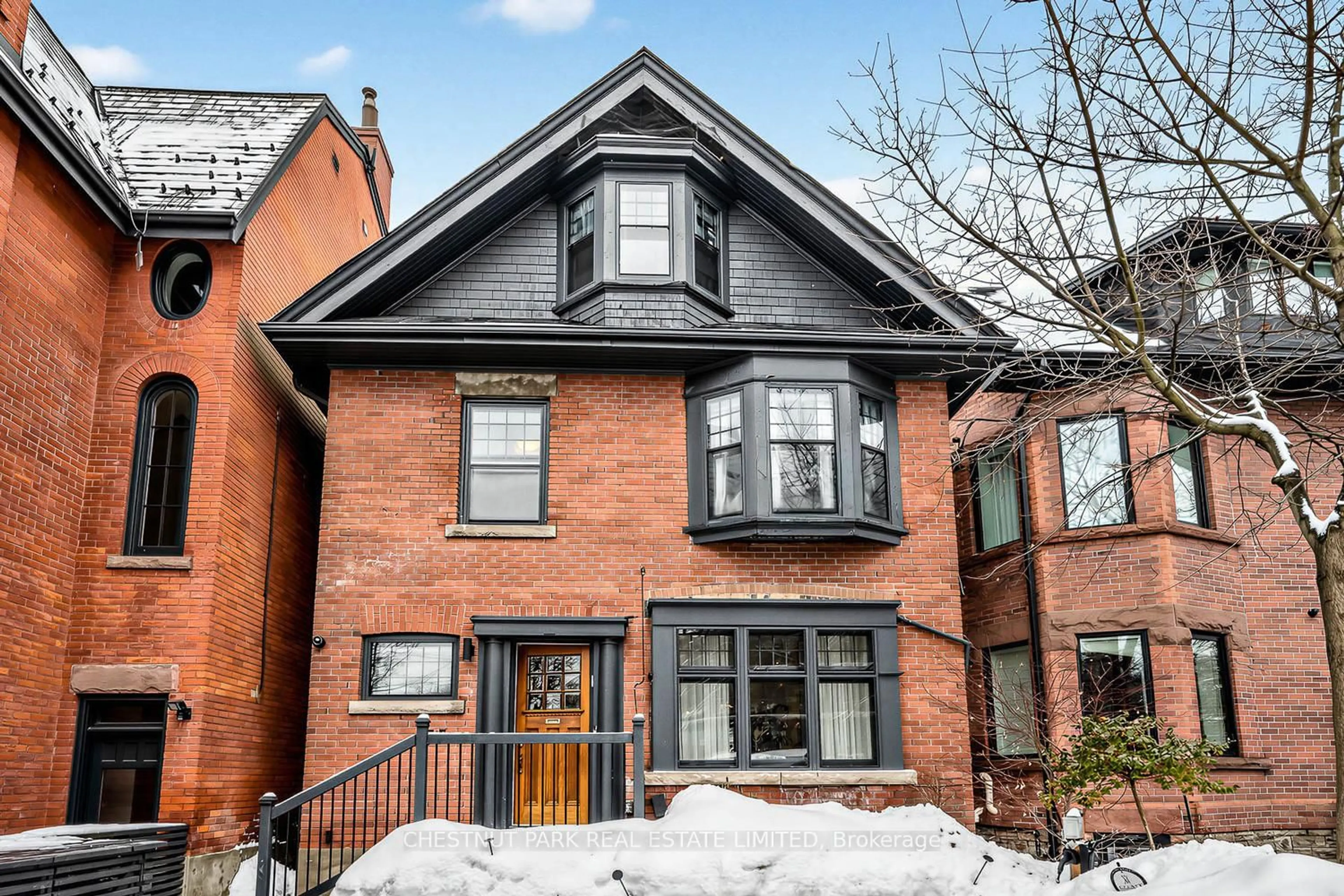 Home with brick exterior material, street for 35 Castle Frank Rd, Toronto Ontario M4W 2Z5