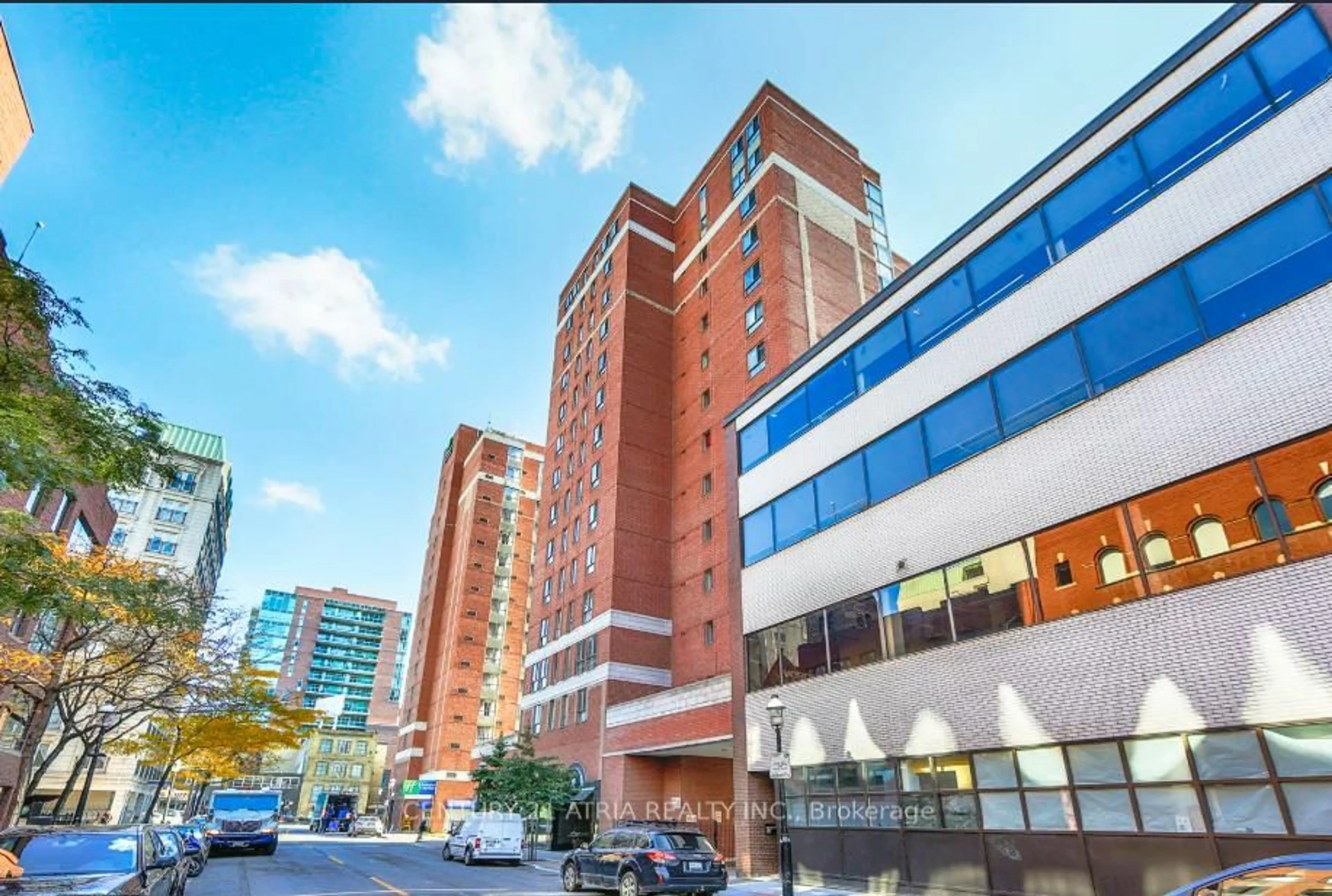 Unknown for 95 Lombard St #303, Toronto Ontario M5C 2V3