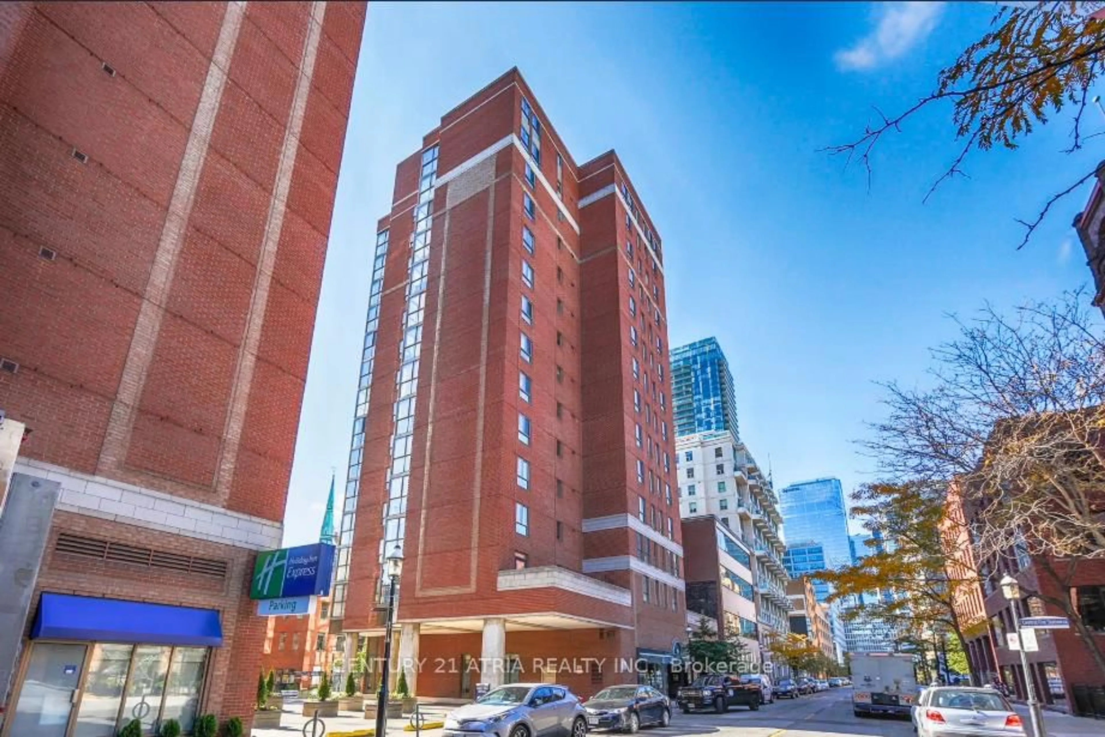 Patio, building for 95 Lombard St #303, Toronto Ontario M5C 2V3