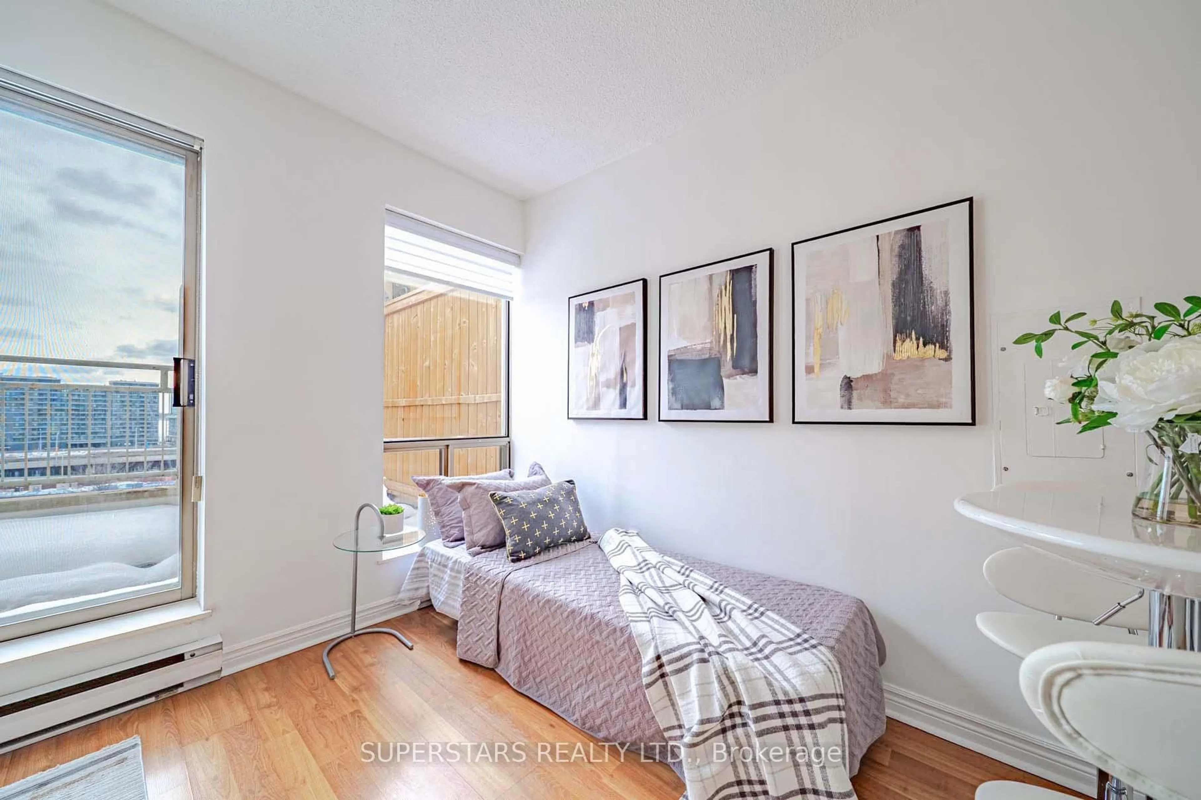 A pic of a room for 65 Scadding Ave #PH16, Toronto Ontario M5A 4L1