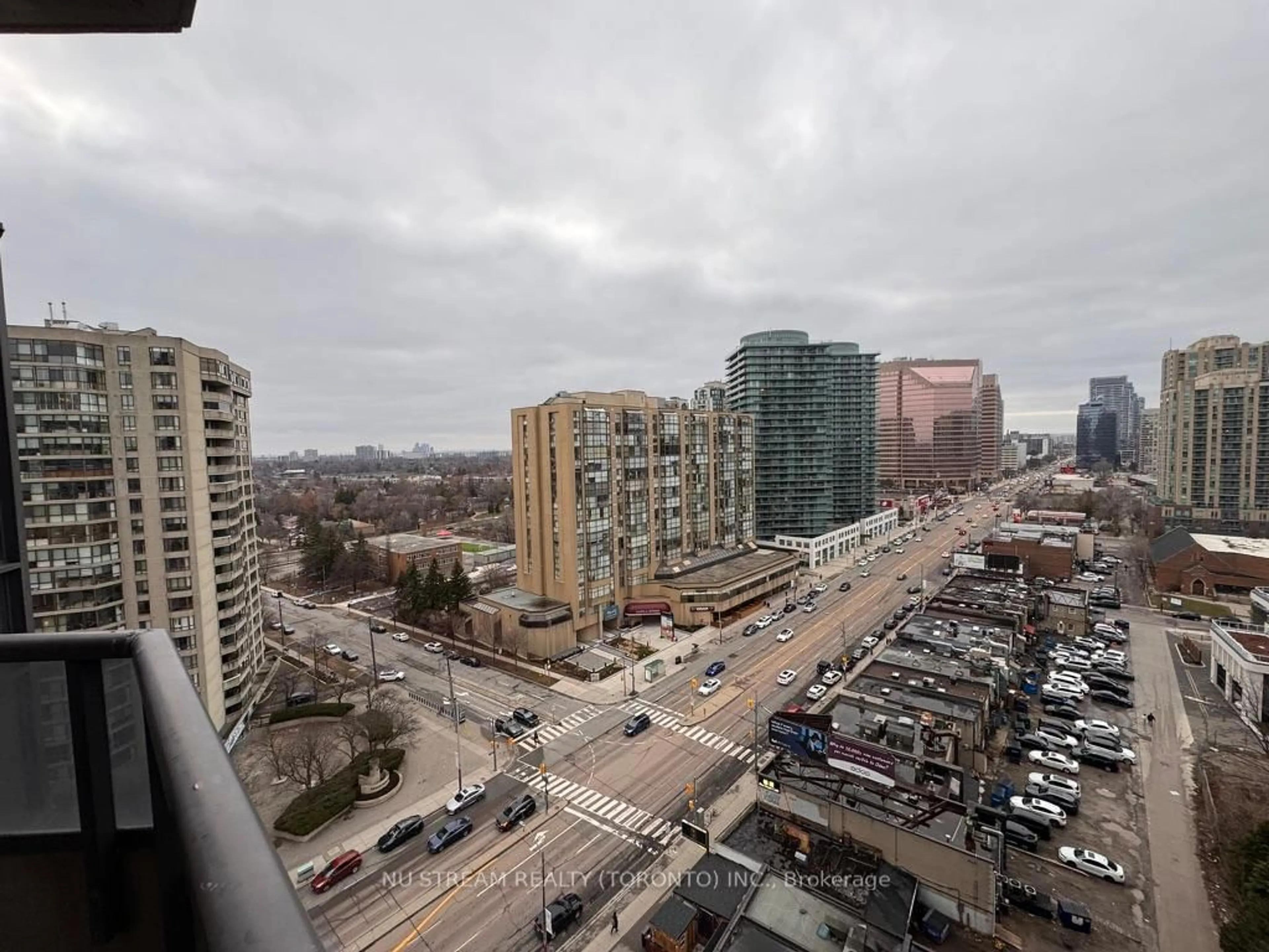 Blurry image for 500 Doris Ave #1519, Toronto Ontario M2N 0C1