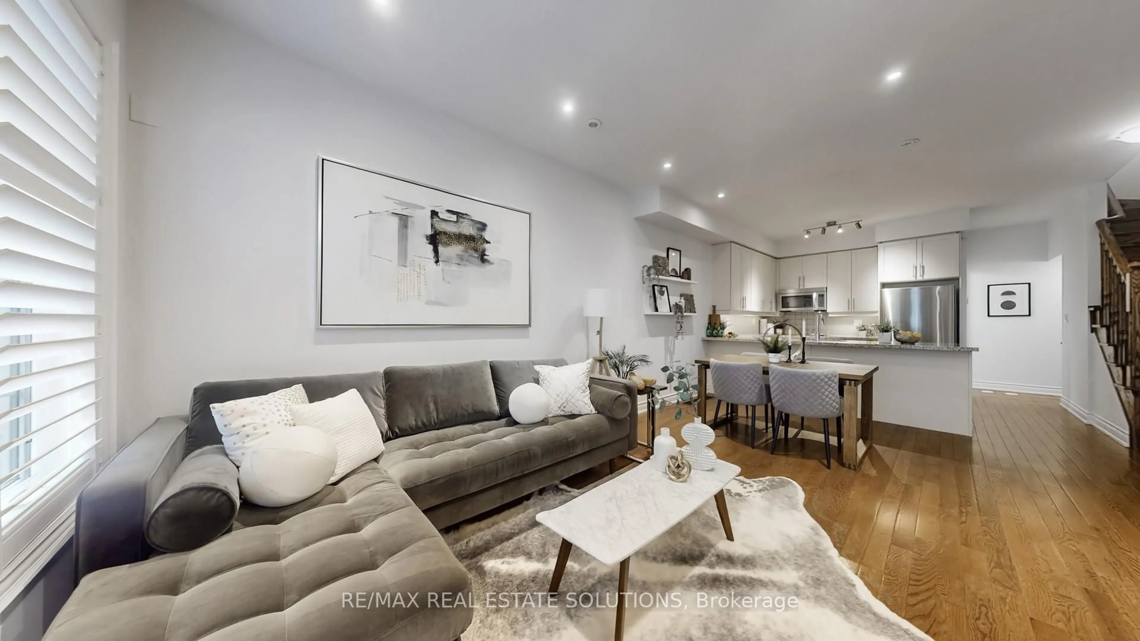 Living room with furniture, unknown for 30 Hargrave Lane #5, Toronto Ontario M4N 0A4