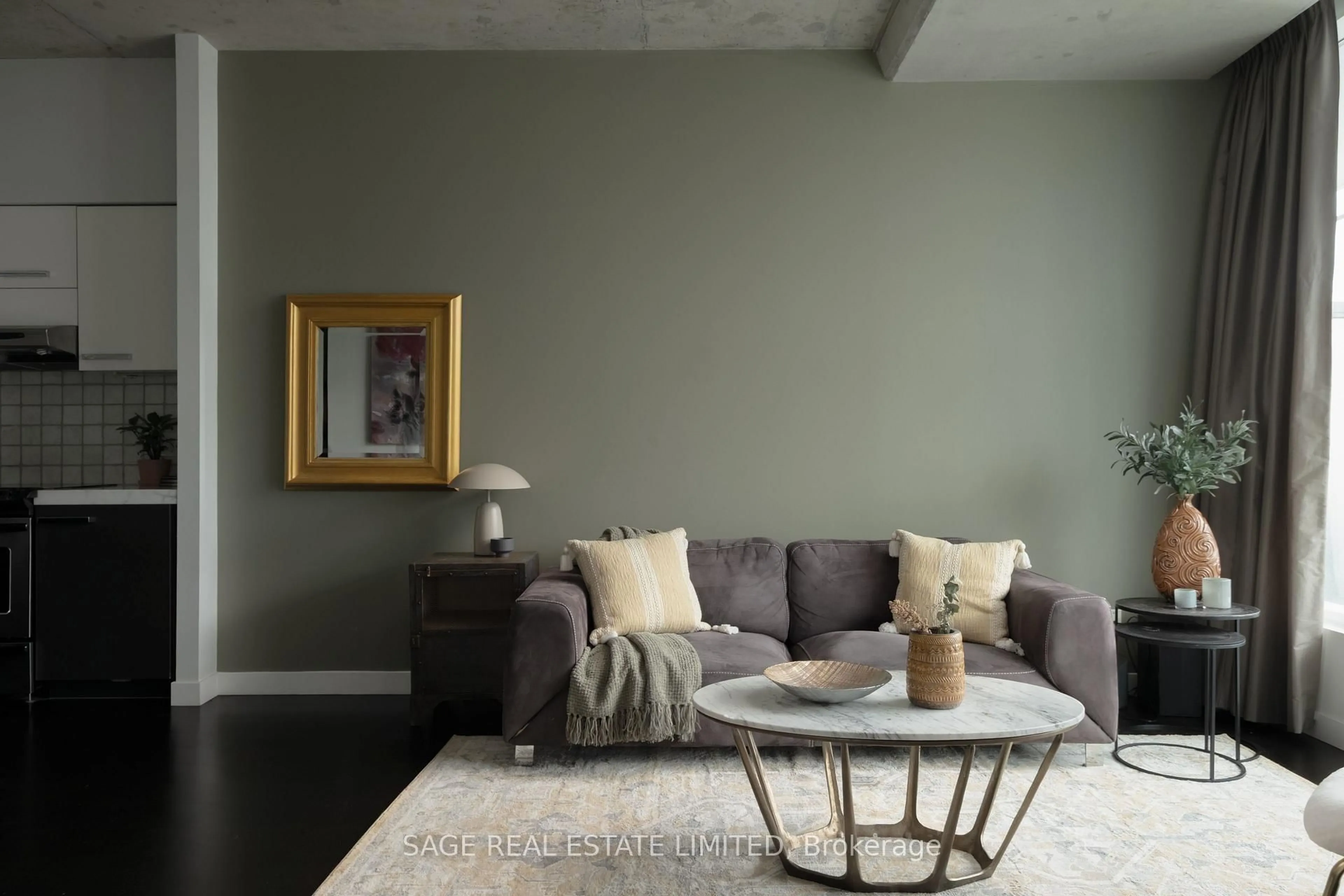 Living room with furniture, unknown for 552 Wellington St #1301, Toronto Ontario M5V 2V5