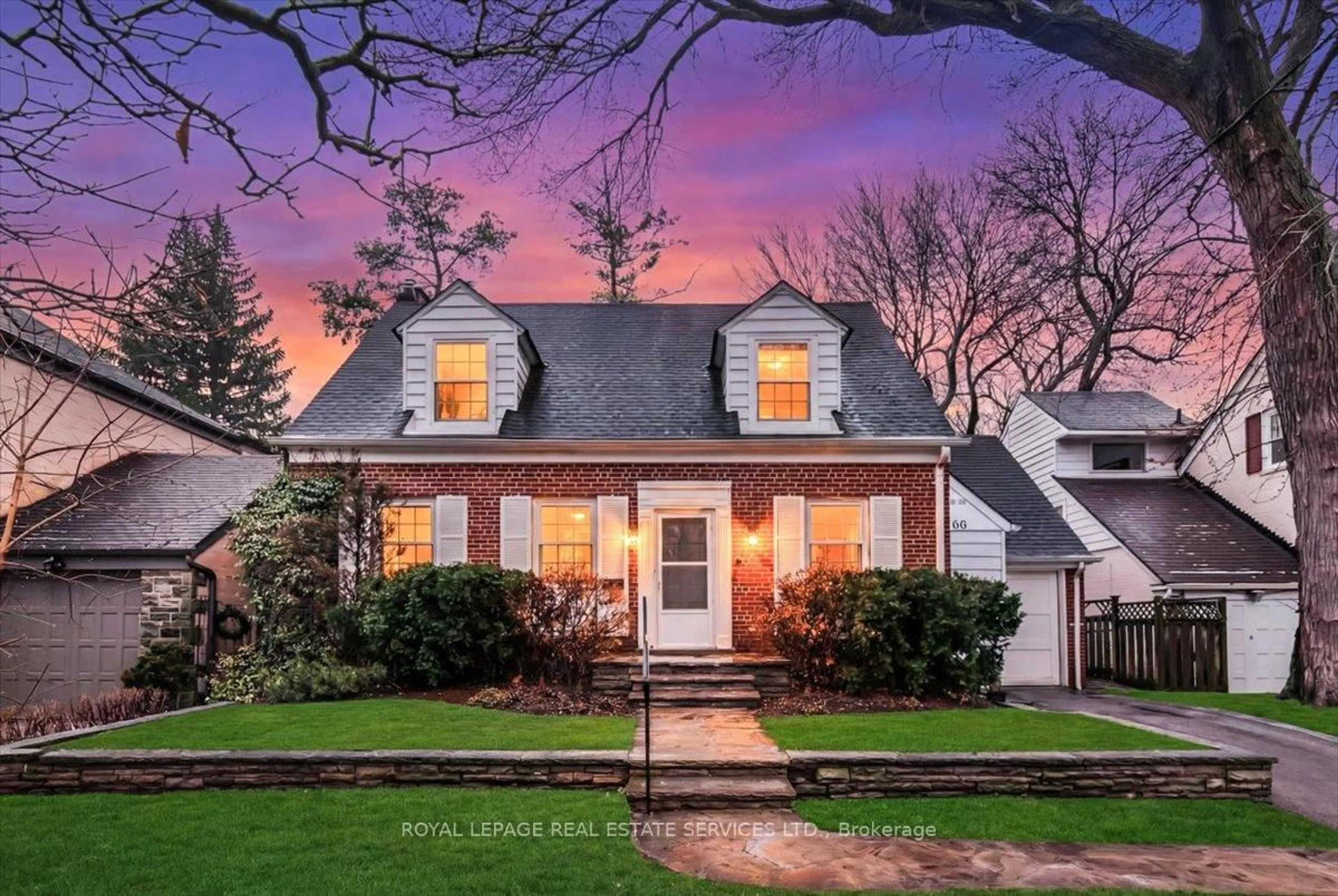 Home with brick exterior material, street for 66 Mason Blvd, Toronto Ontario M5M 3C8