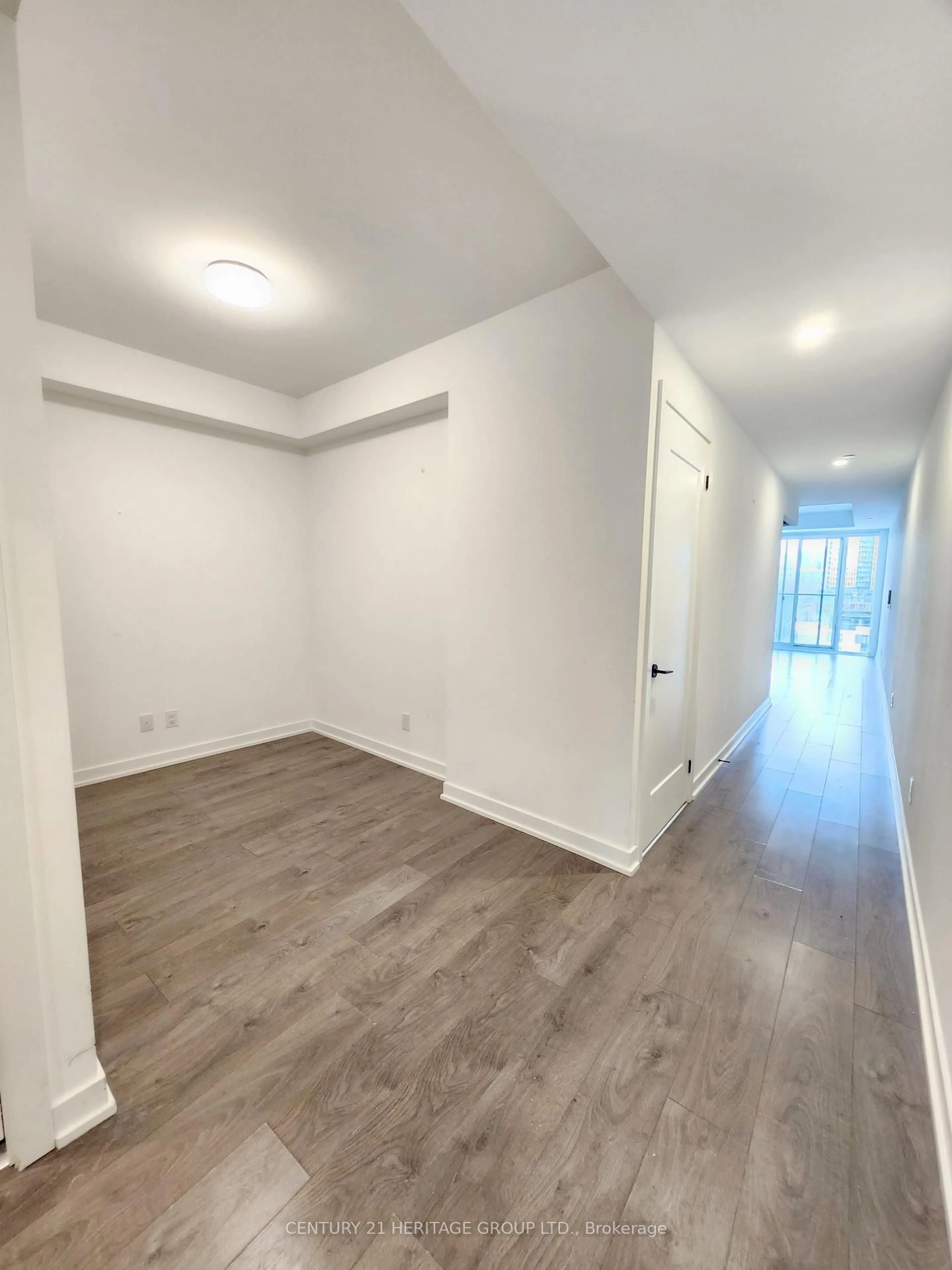 A pic of a room for 5 Defries St #619, Toronto Ontario M5A 0W7