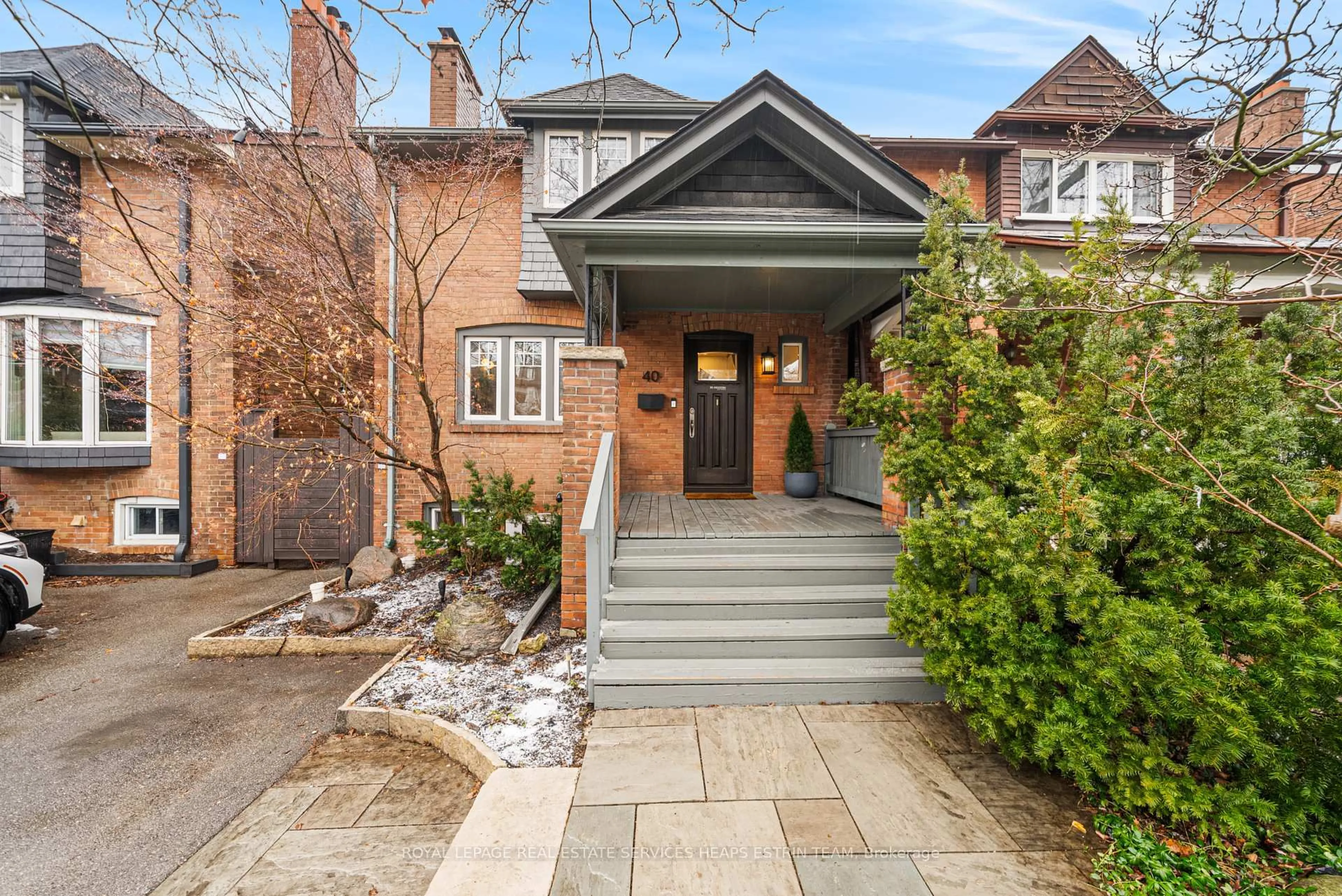 Home with brick exterior material, street for 40 Bowood Ave, Toronto Ontario M4N 1Y4