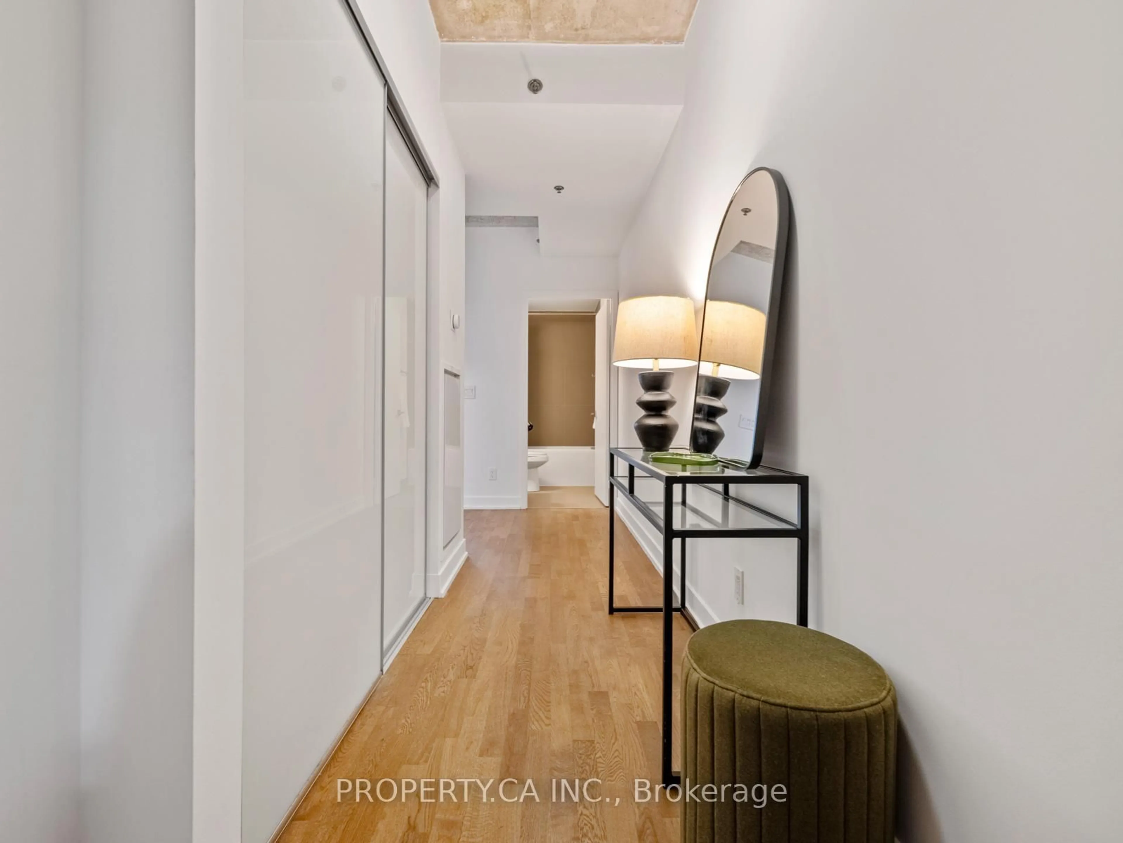 Indoor entryway for 20 Minowan Miikan Lane #729, Toronto Ontario M6J 0E5