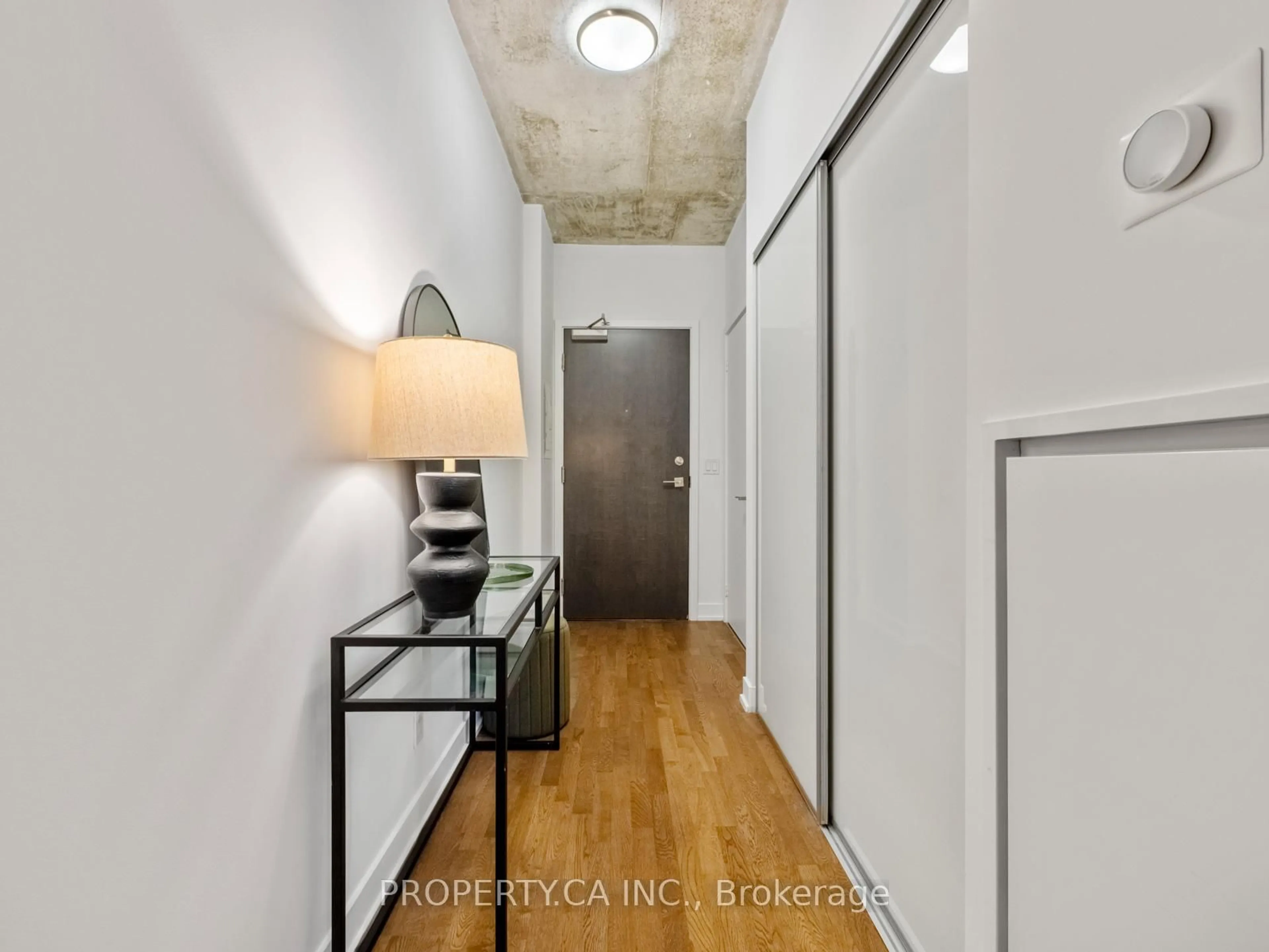 Indoor entryway for 20 Minowan Miikan Lane #729, Toronto Ontario M6J 0E5