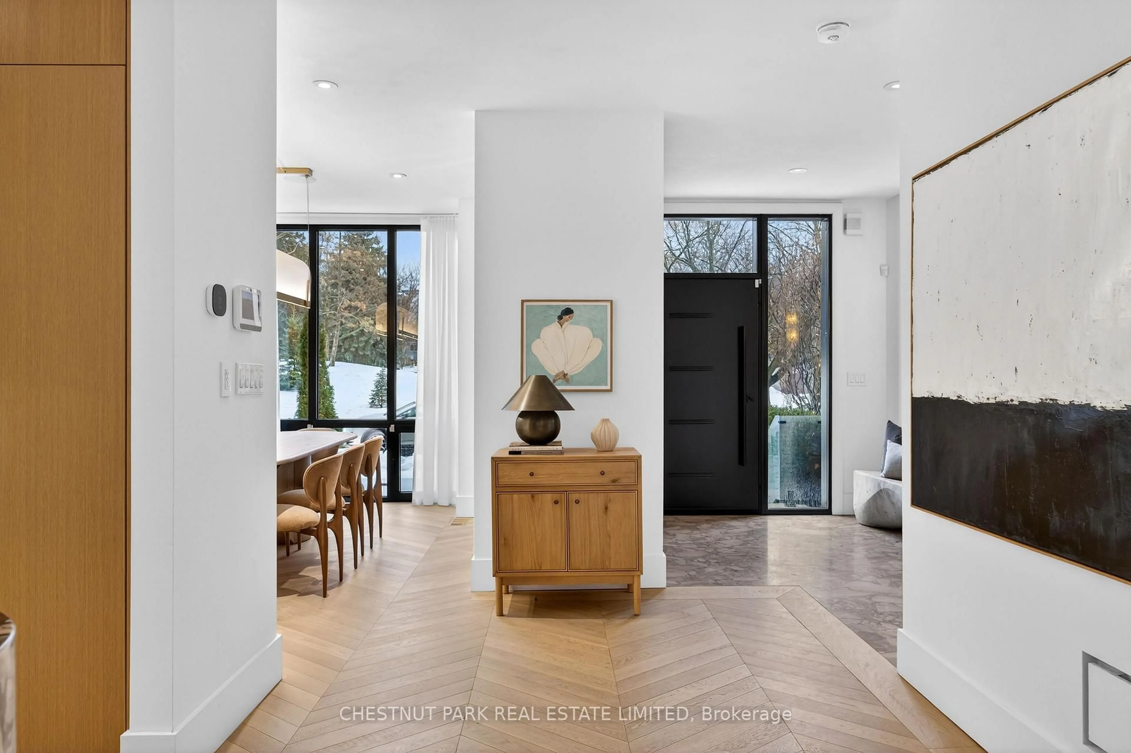 Indoor entryway for 63 Pears Ave, Toronto Ontario M5R 1S9