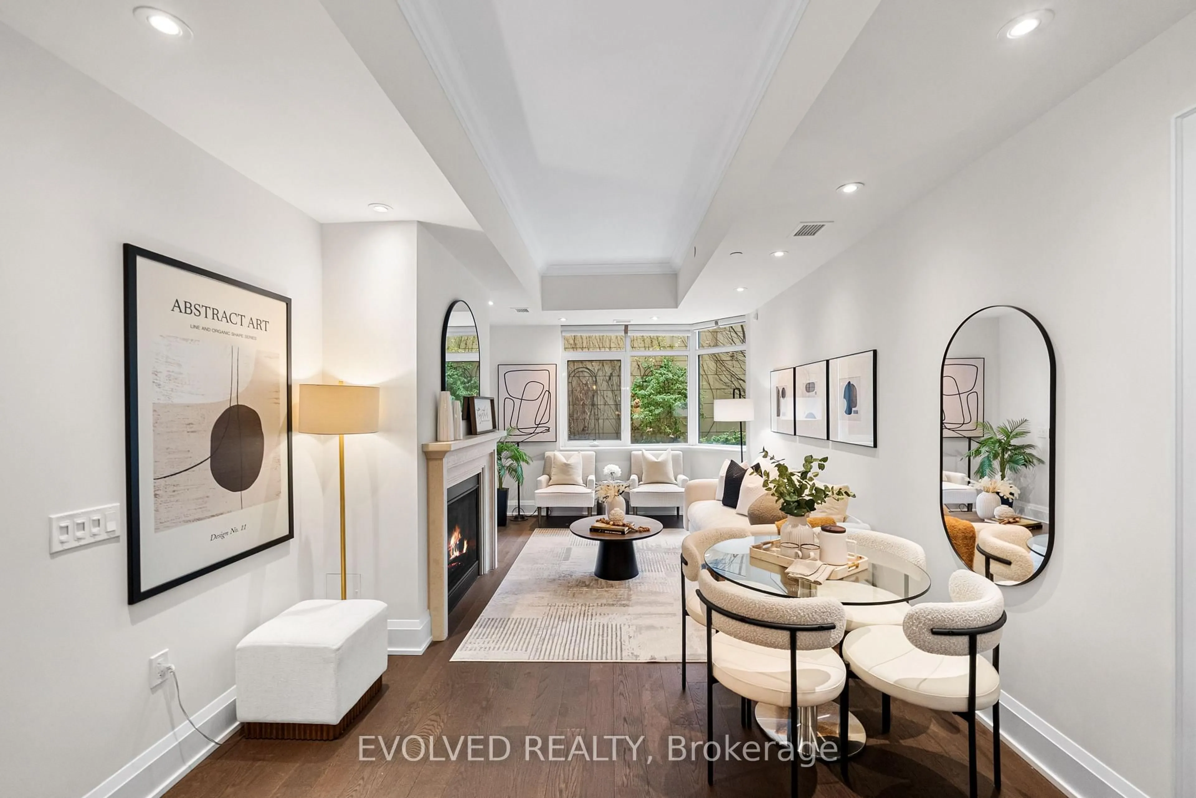 Living room with furniture, ceramic/tile floor for 1900 Bayview Ave #128, Toronto Ontario M4G 0A6