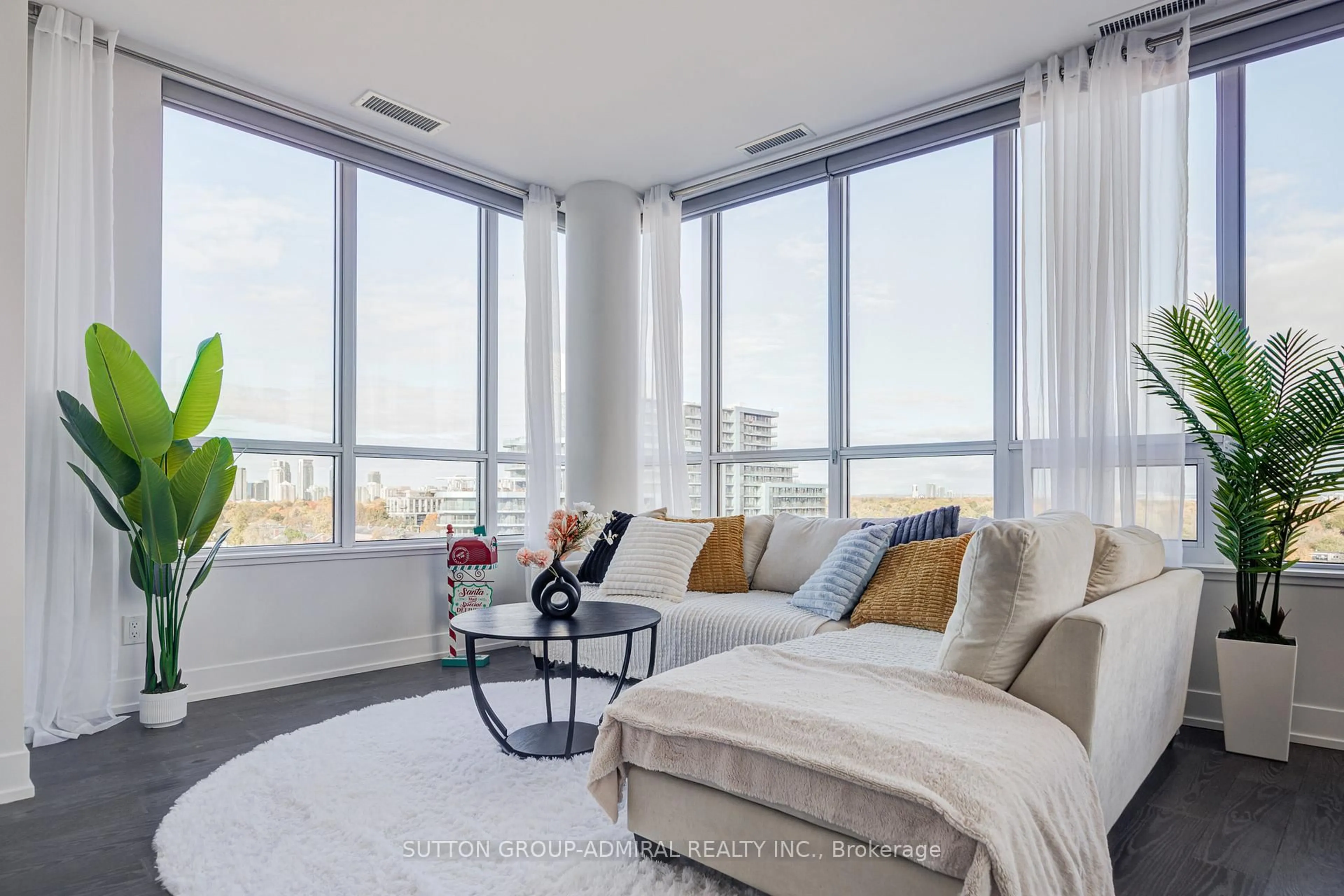 Living room with furniture, unknown for 7 Kenaston Gdns #912, Toronto Ontario M2K 1G7