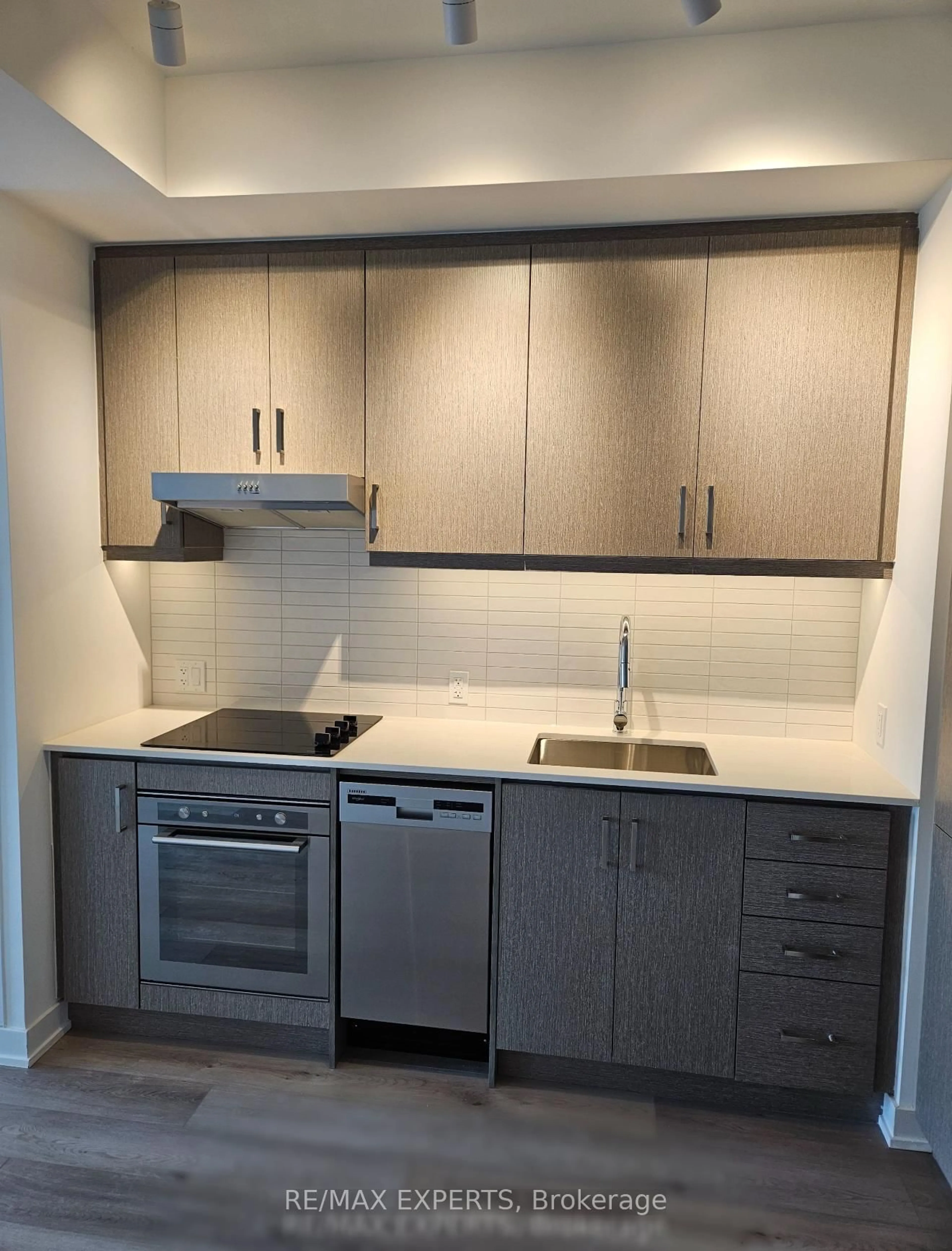 Unknown for 9 Tecumseth St #1115, Toronto Ontario M5V 0S5