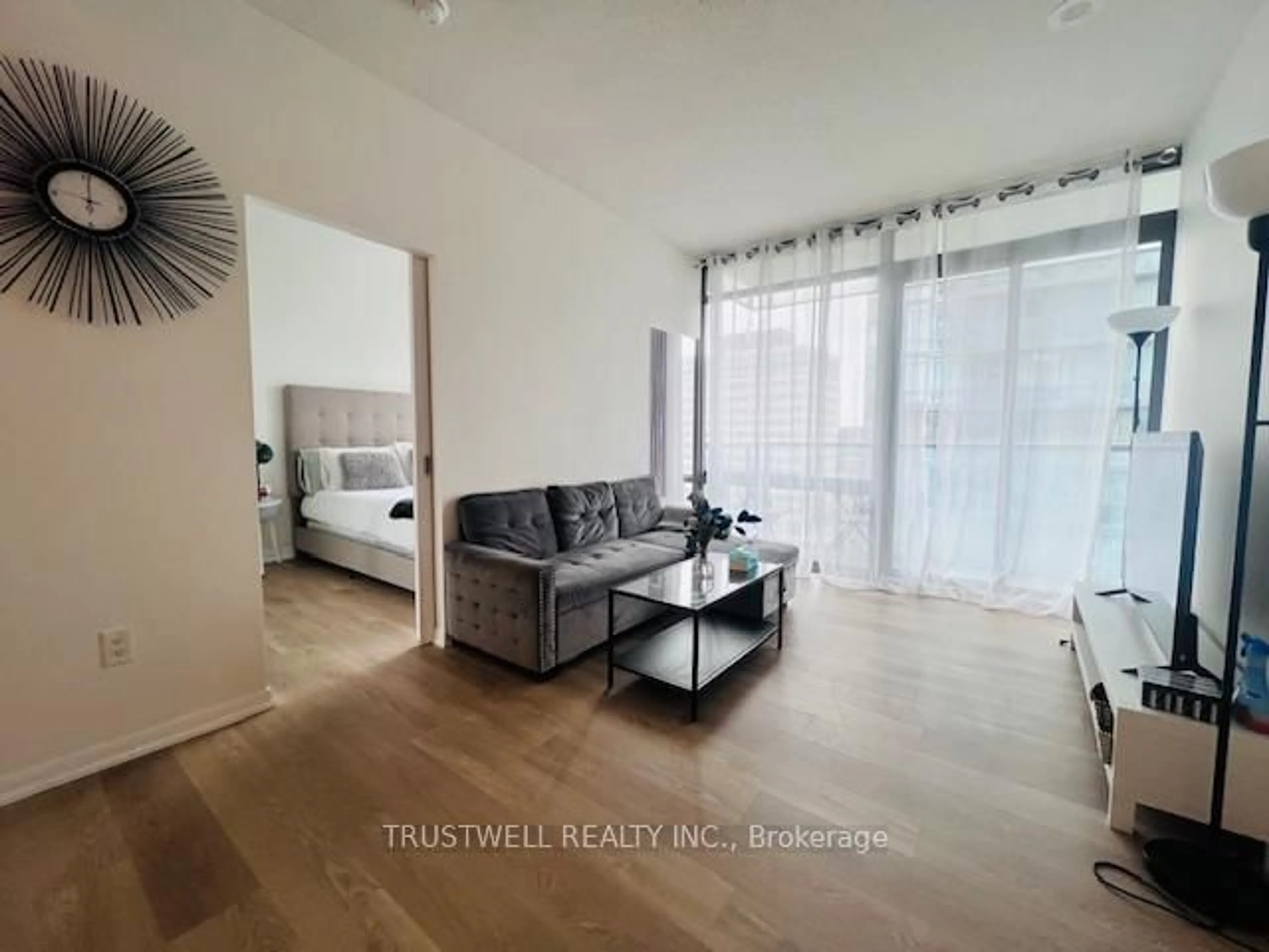 A pic of a room for 38 Grenville St #2601, Toronto Ontario M4Y 1A5