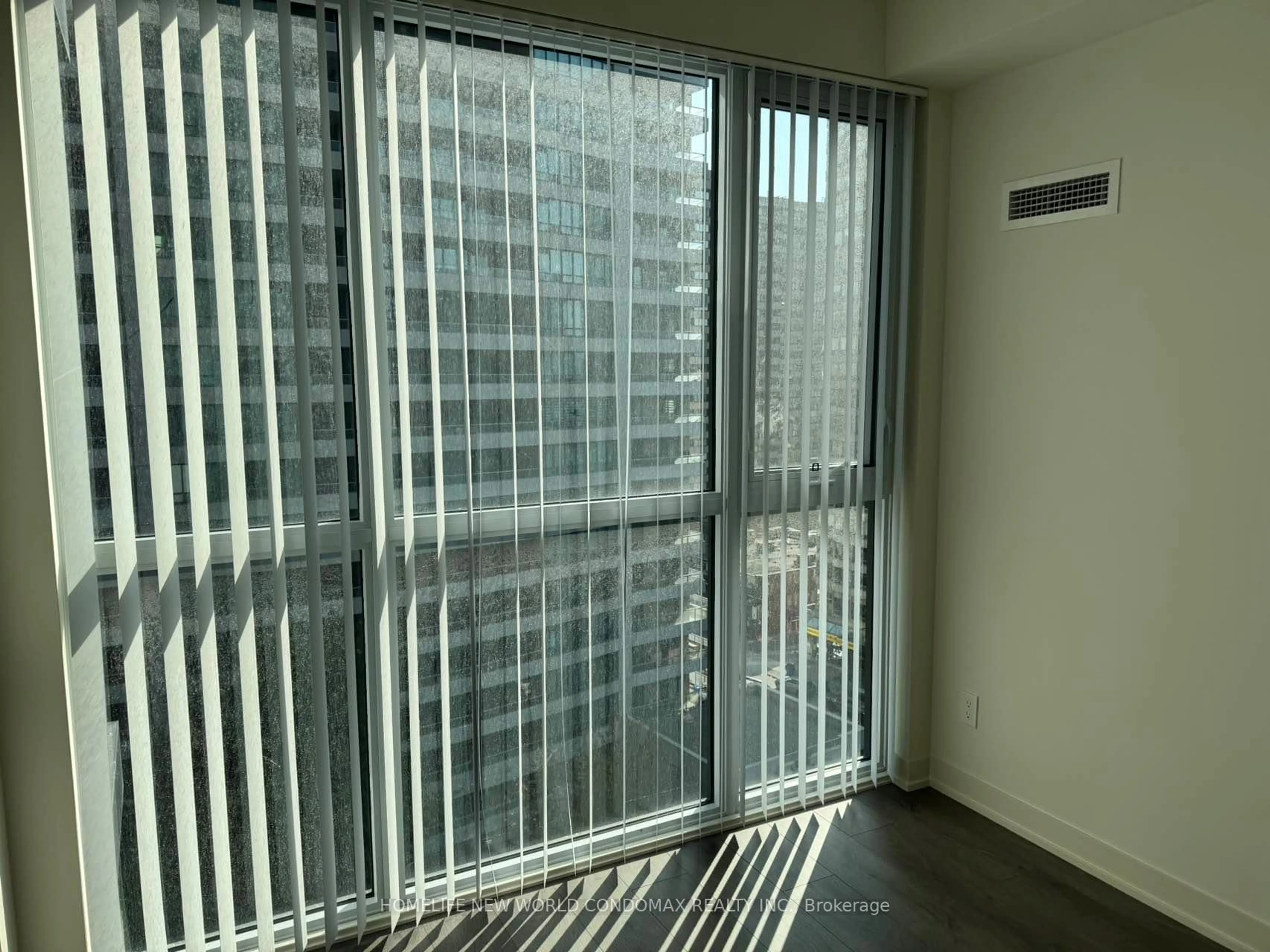 A pic of a room for 4955 Yonge St #806, Toronto Ontario M2N 0L8