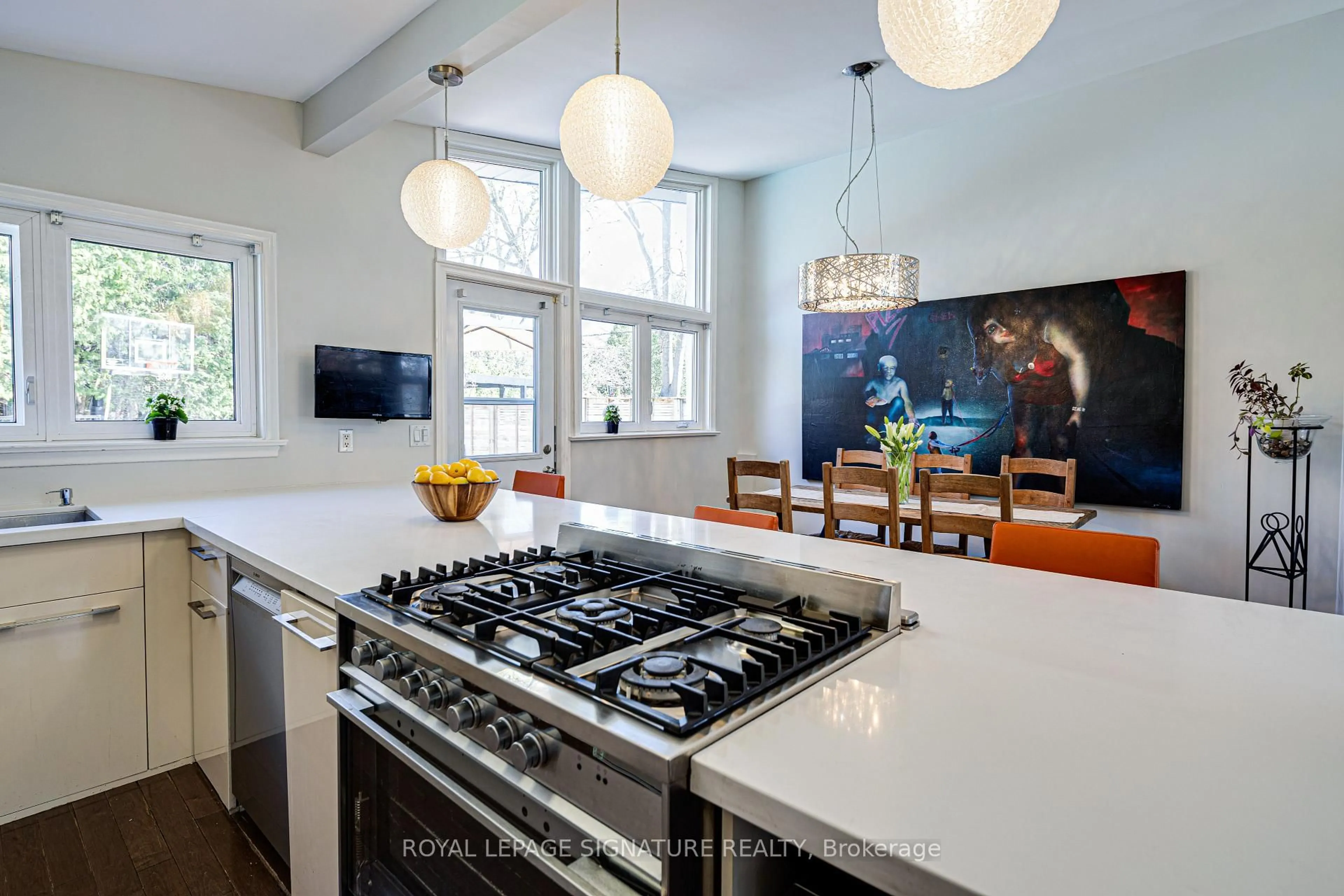 Contemporary kitchen, ceramic/tile floor for 2 Parmbelle Cres, Toronto Ontario M3A 3G6