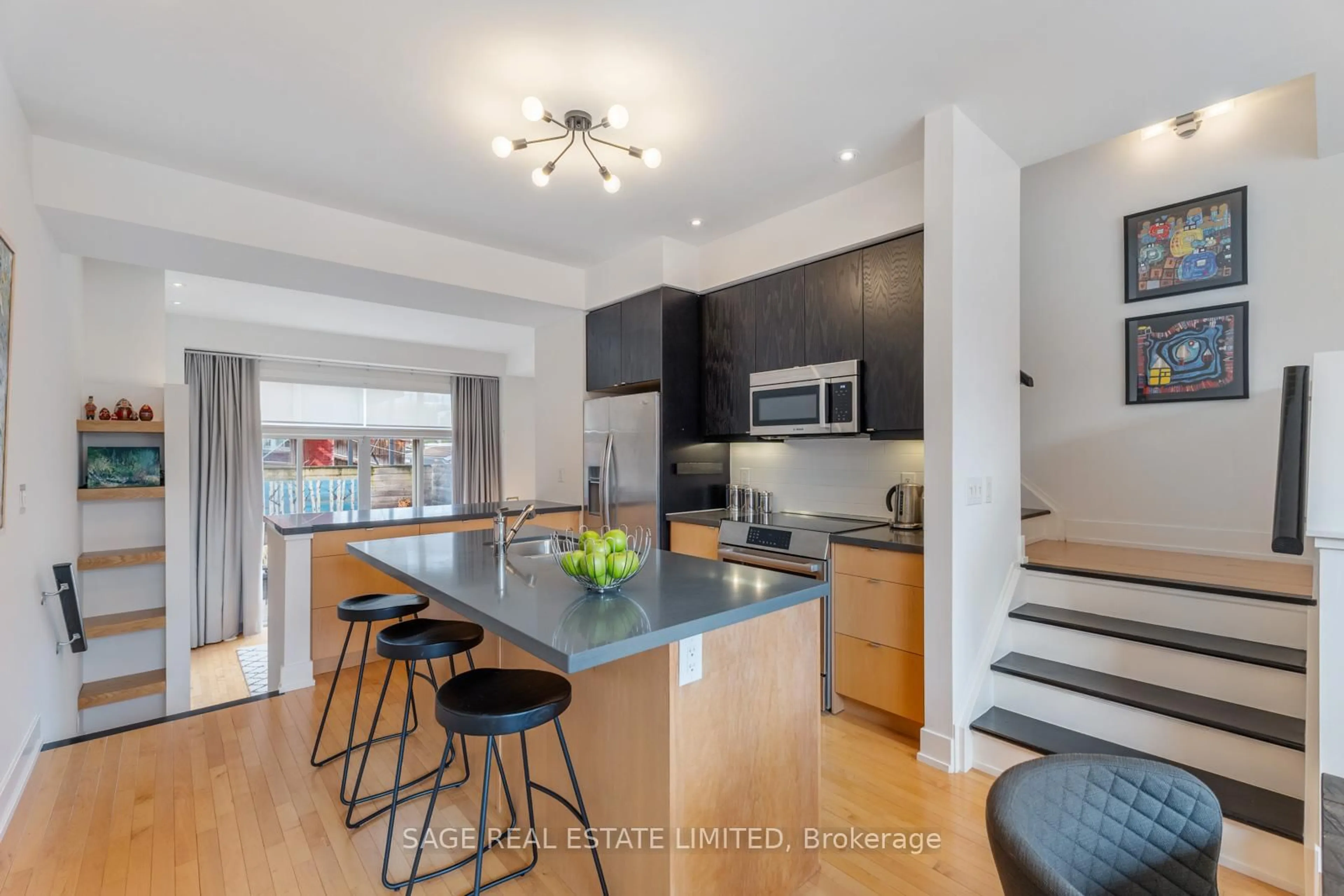 Open concept kitchen, unknown for 10A Cecil St, Toronto Ontario M5T 3B1