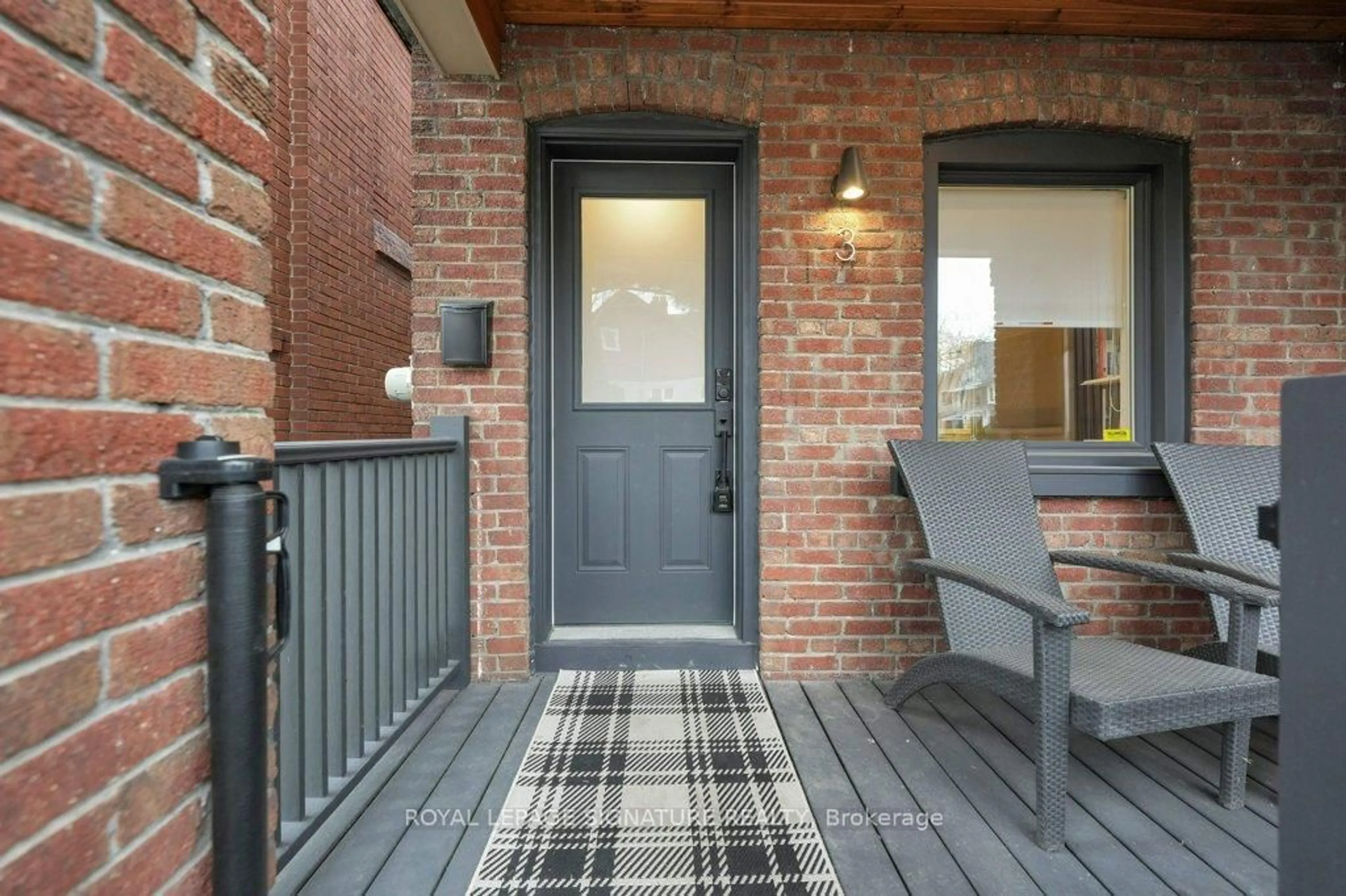 Unknown for 3 Martin Rd, Toronto Ontario M4S 2V1