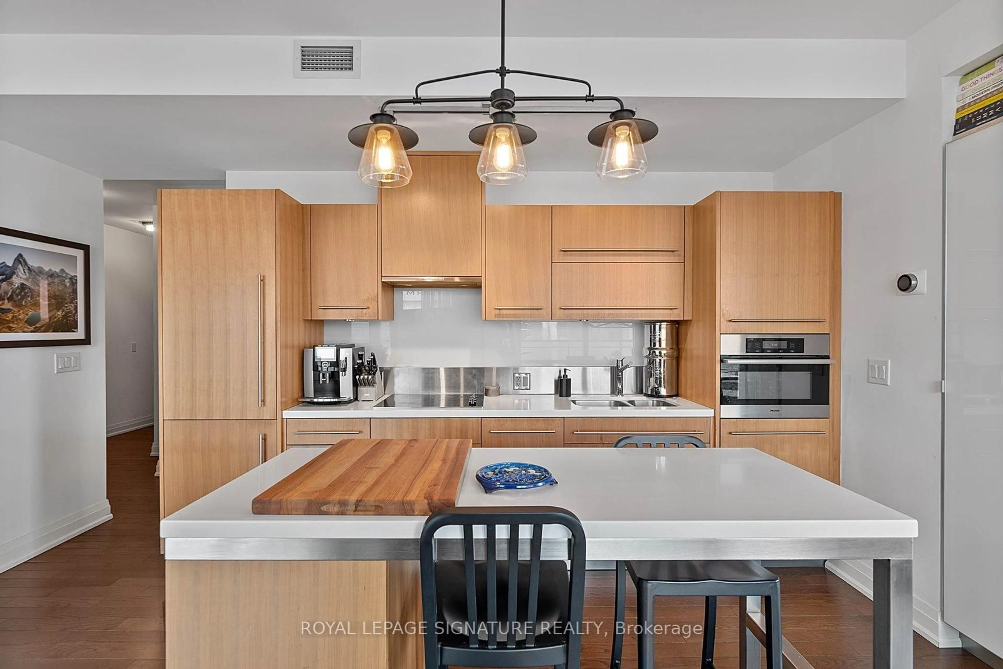 Contemporary kitchen, unknown for 80 John St #3008, Toronto Ontario M5V 3X4