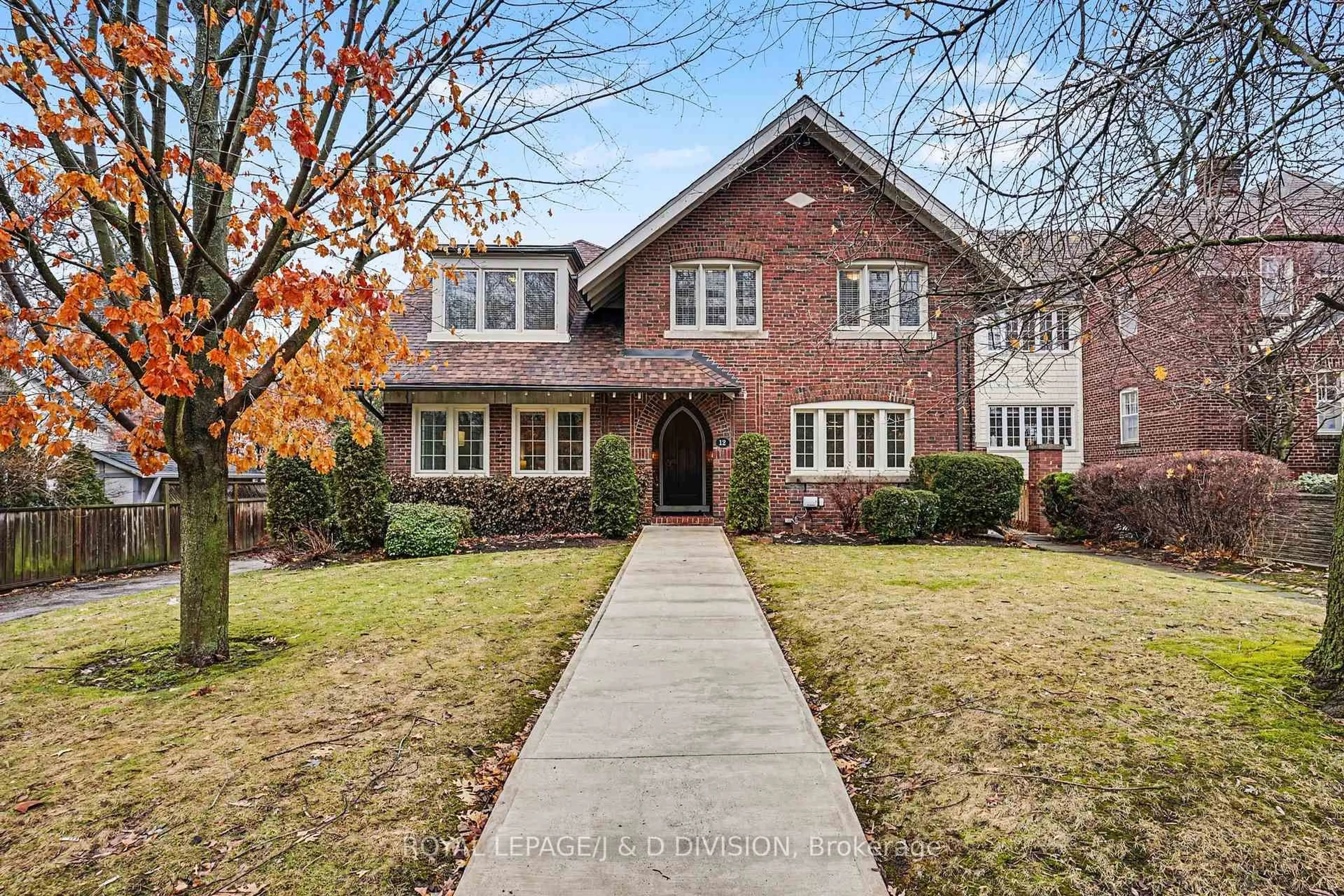 Home with brick exterior material, street for 12 Weybourne Cres, Toronto Ontario M4N 2R3