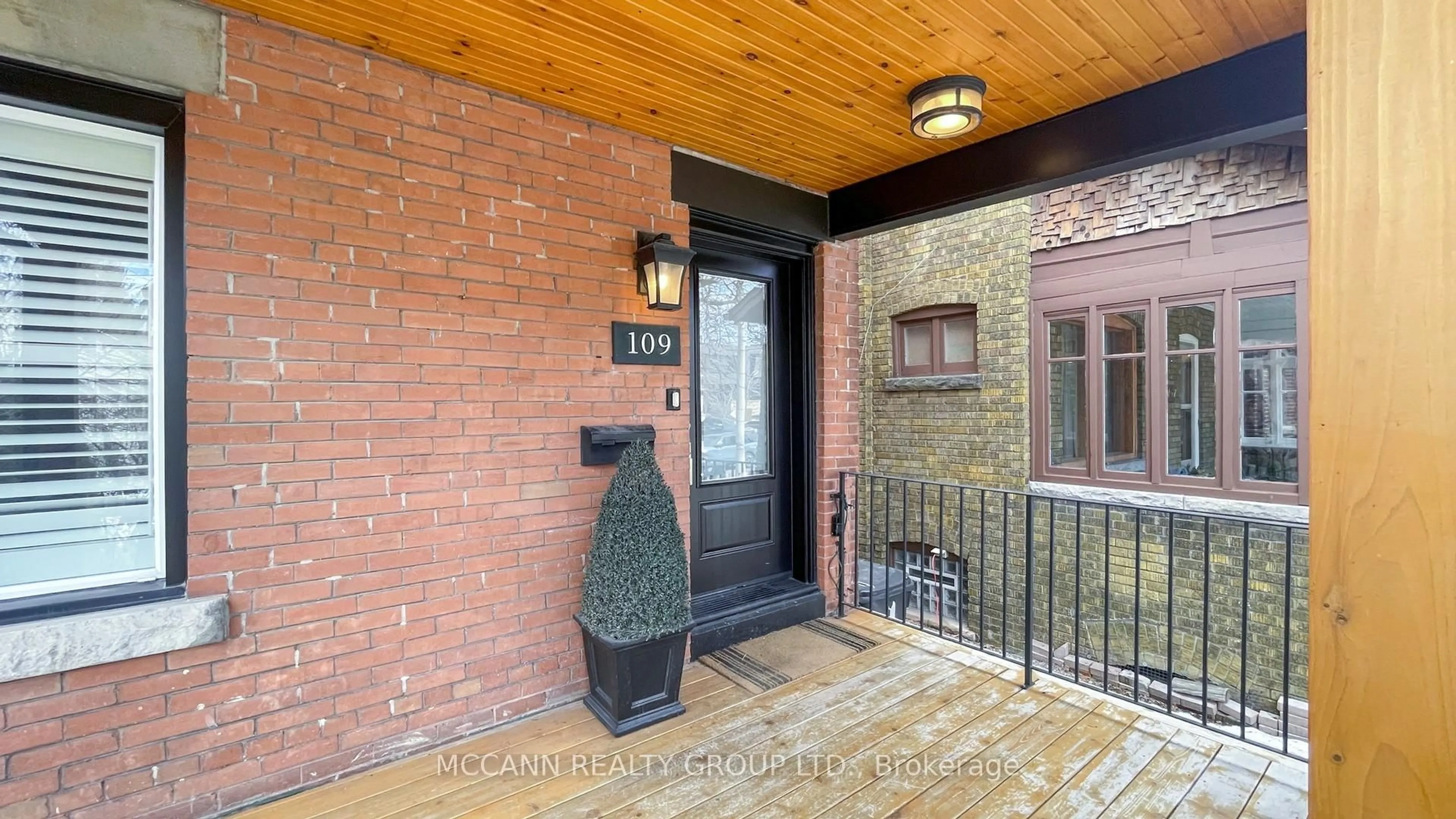 Unknown for 109 Sherwood Ave, Toronto Ontario M4P 2A6