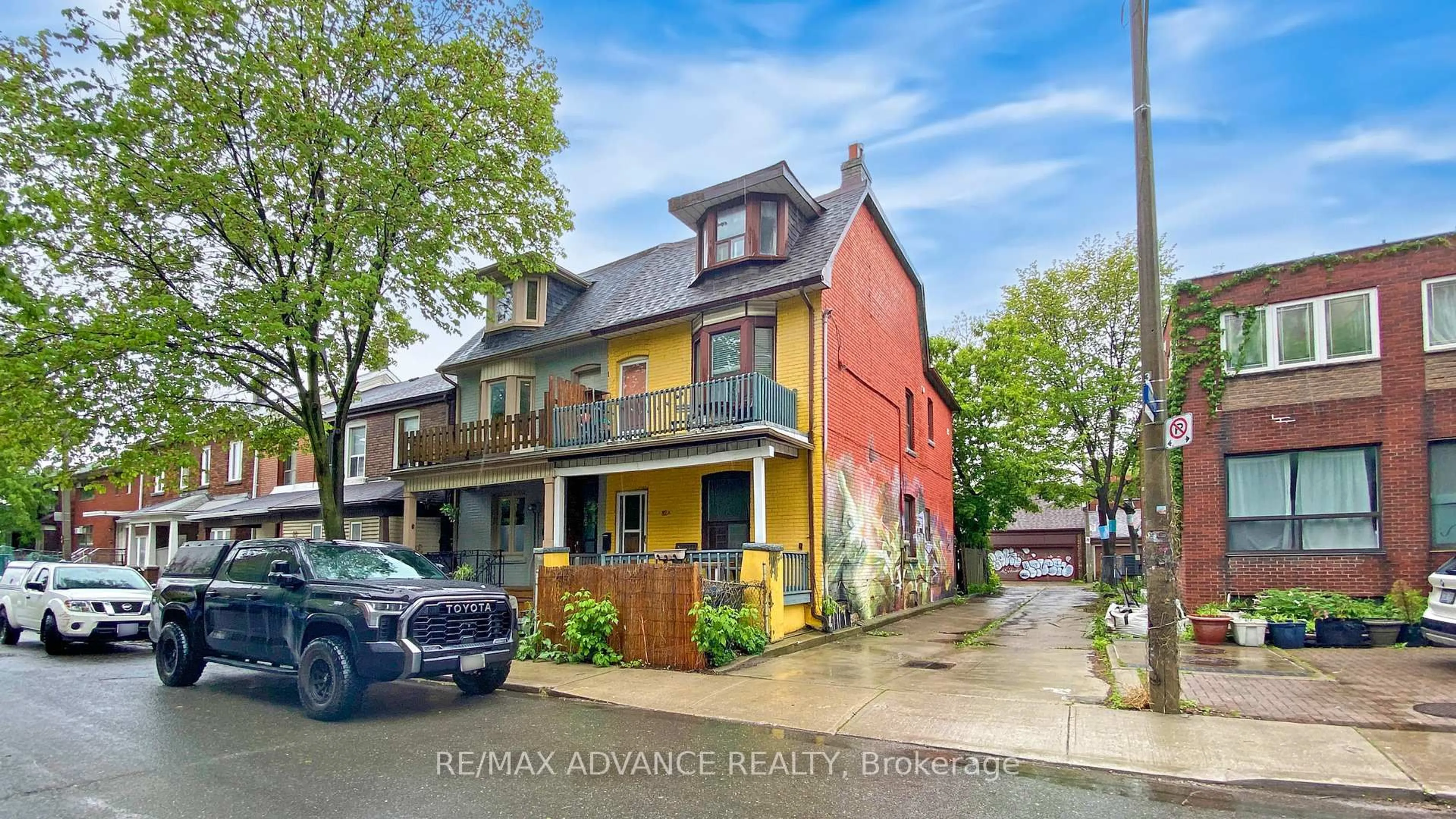 Home with brick exterior material, street for 82A Augusta Ave, Toronto Ontario M5T 2L1