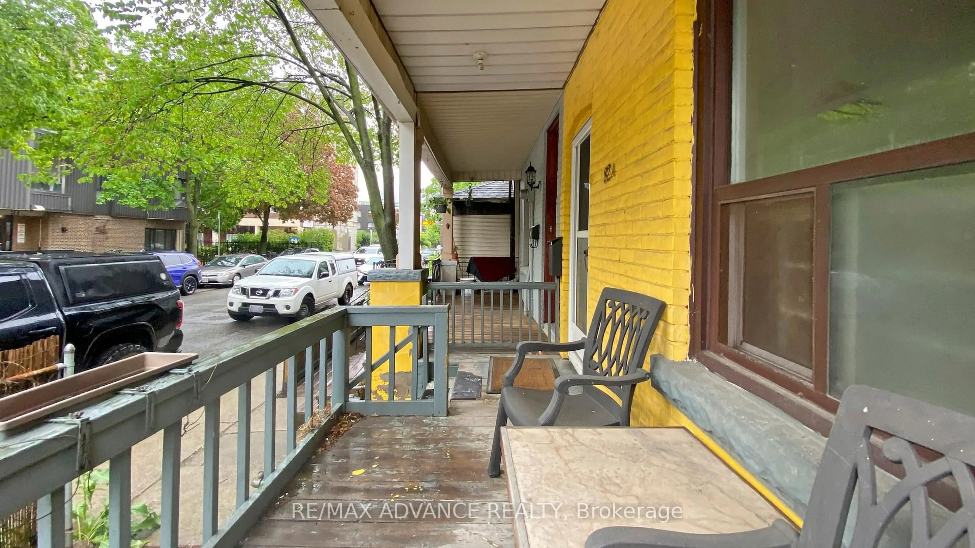 Patio, street for 82A Augusta Ave, Toronto Ontario M5T 2L1
