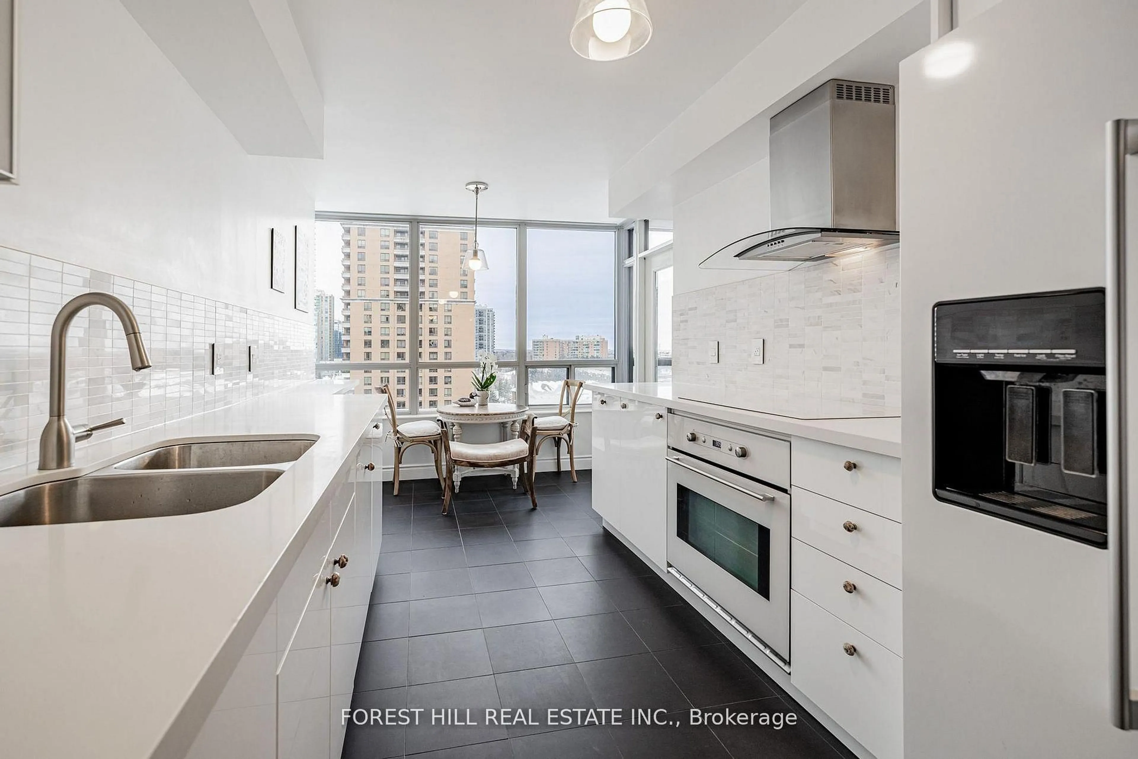 Standard kitchen, ceramic/tile floor for 880 Grandview Way #1103, Toronto Ontario M2N 7B2