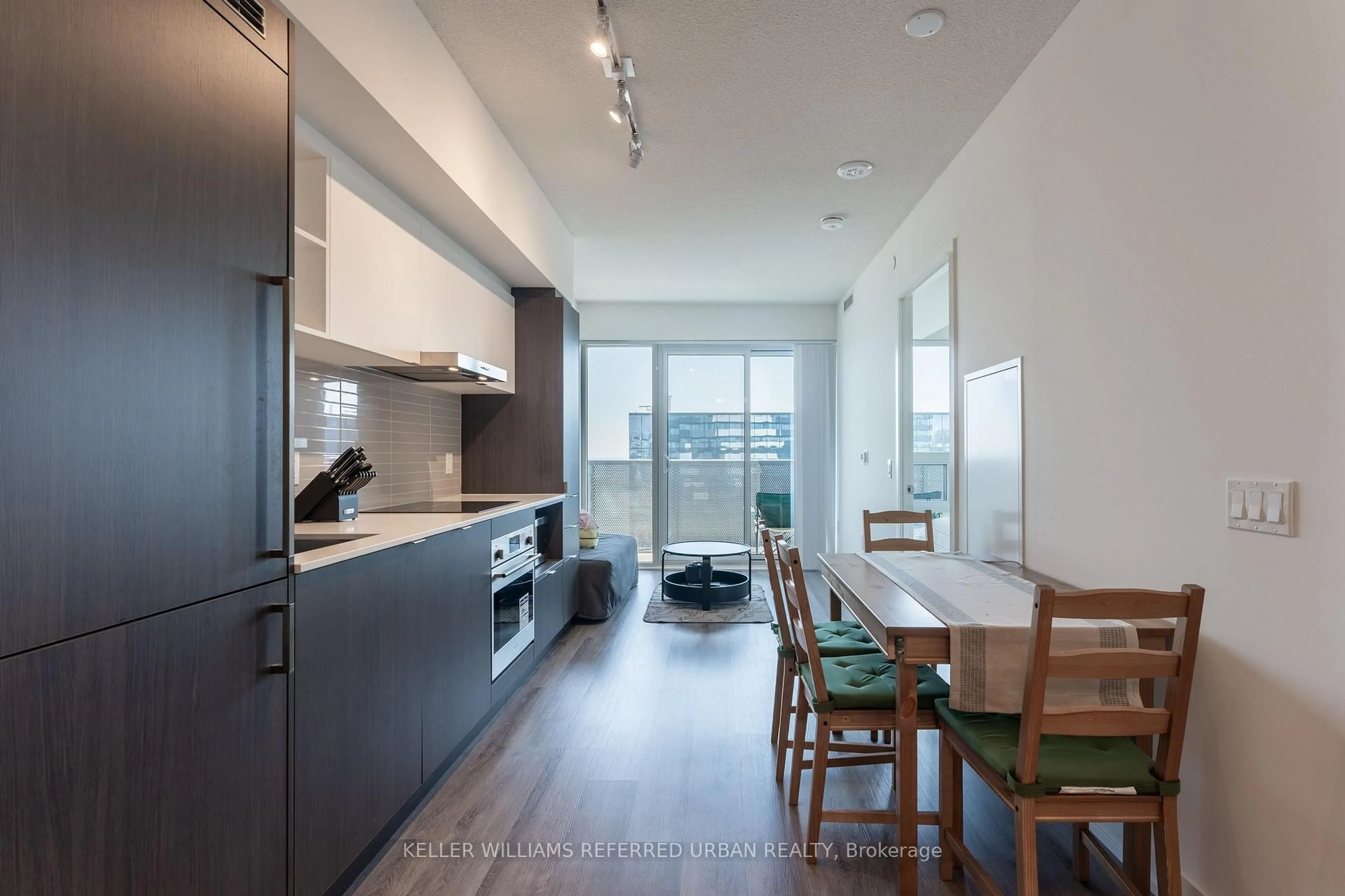 Open concept kitchen, unknown for 138 Downes St #4108, Toronto Ontario M5E 0E4