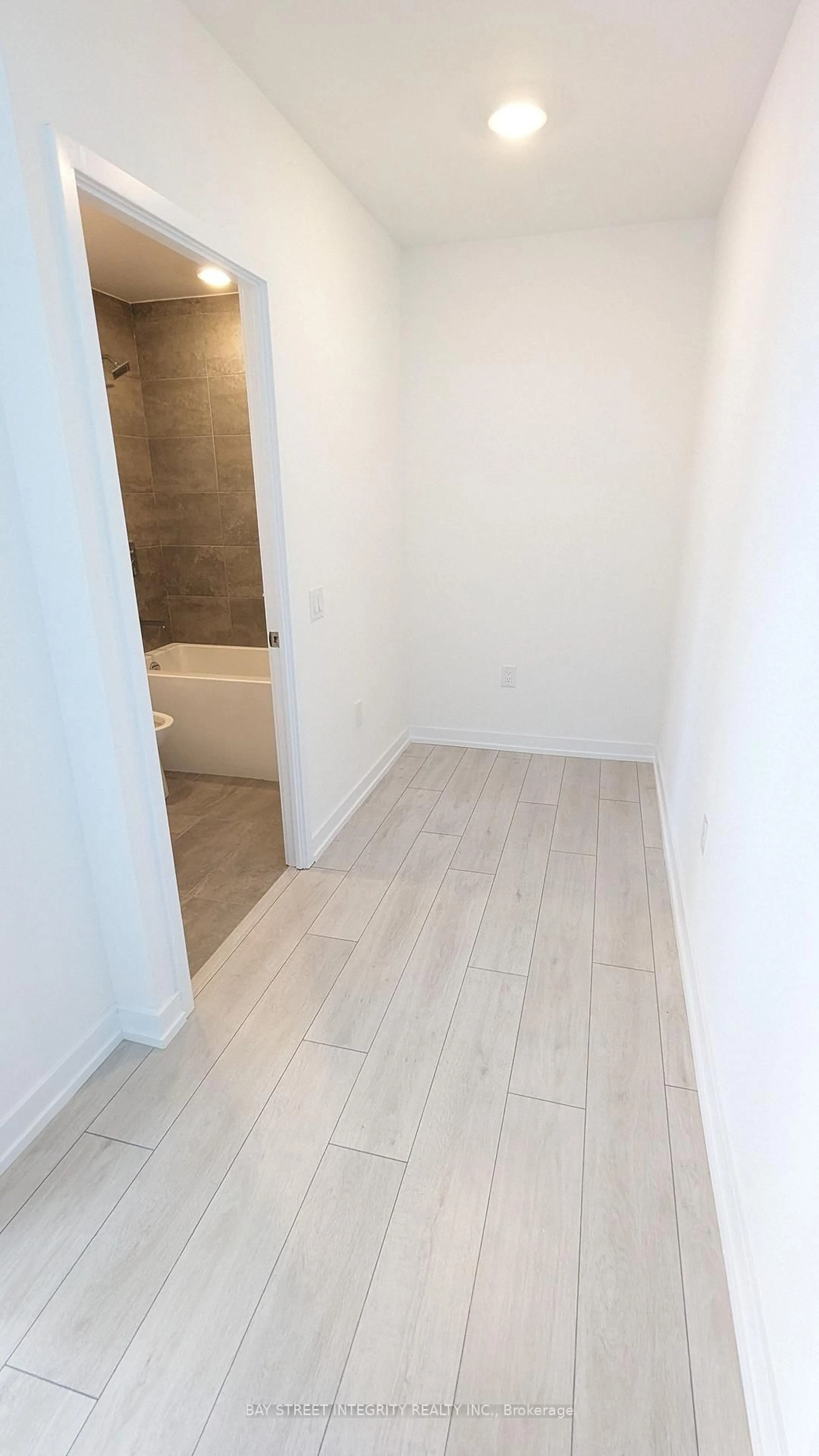 A pic of a room for 500 DUPONT St #703, Toronto Ontario M6G 1Y7