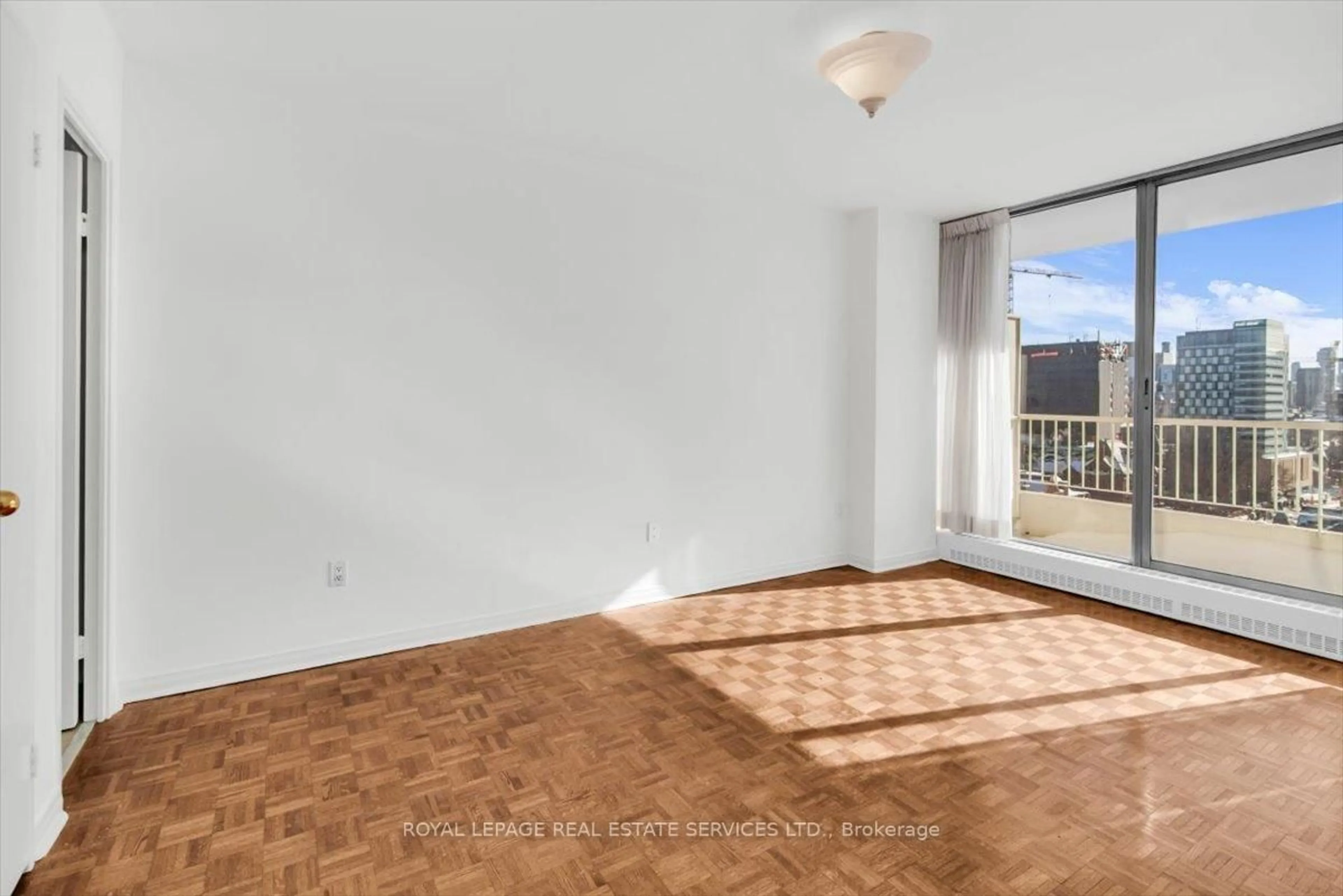 A pic of a room for 190 St George St #1005, Toronto Ontario M5R 2N4