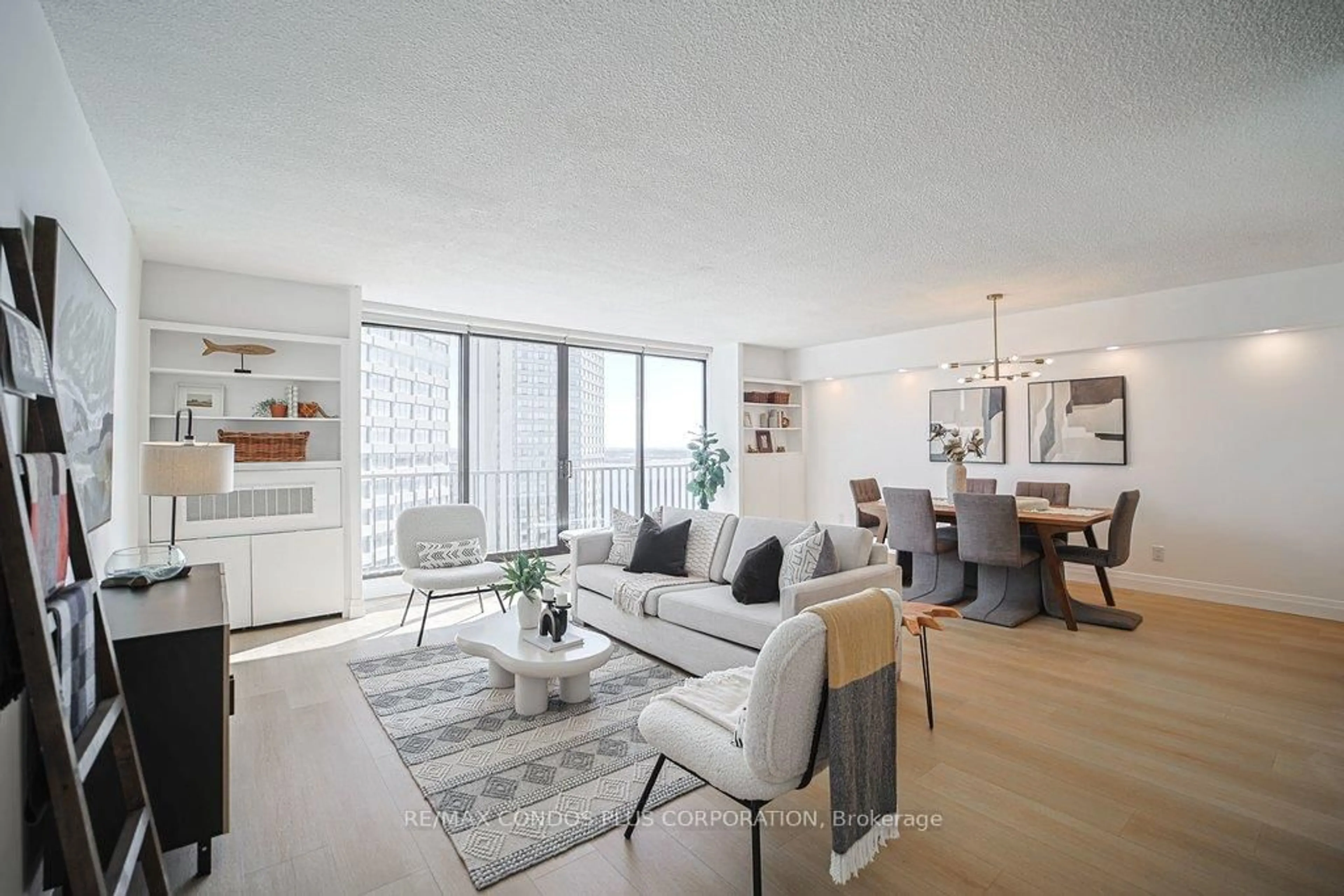 Living room with furniture, unknown for 33 HARBOUR Sq #2232, Toronto Ontario M5J 2G2