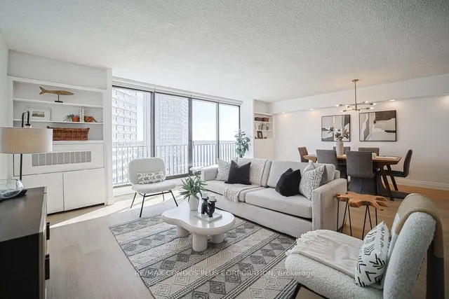 33 HARBOUR Sq #2232, Toronto 4